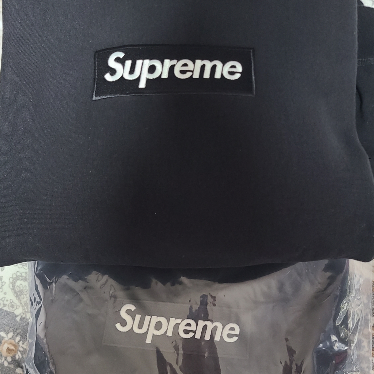 Supreme Box Logo Hooded Sweatshirt Black - 23FW 착용 스타일 - 2