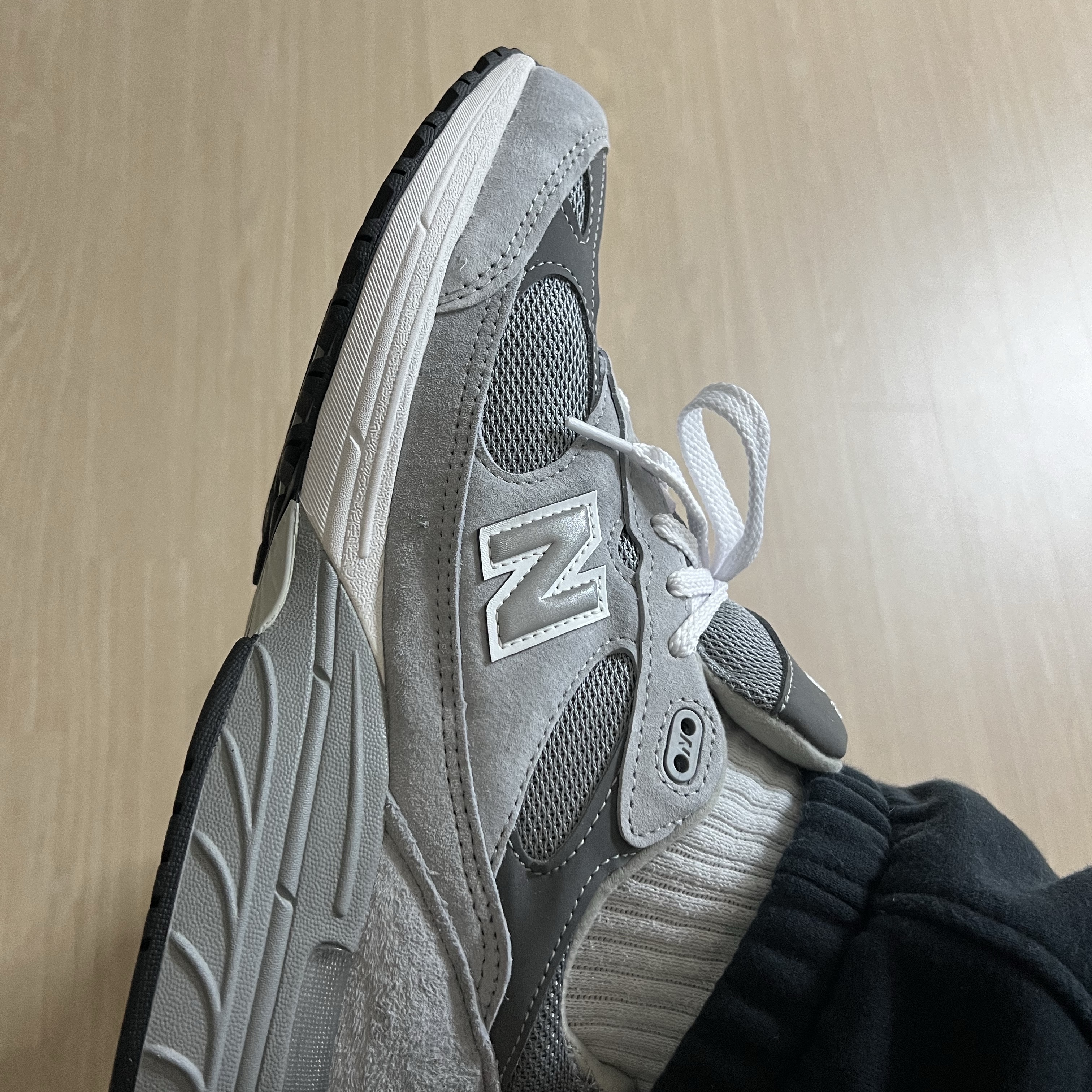 New Balance 993 Made in USA Grey - D Standard 착용 스타일