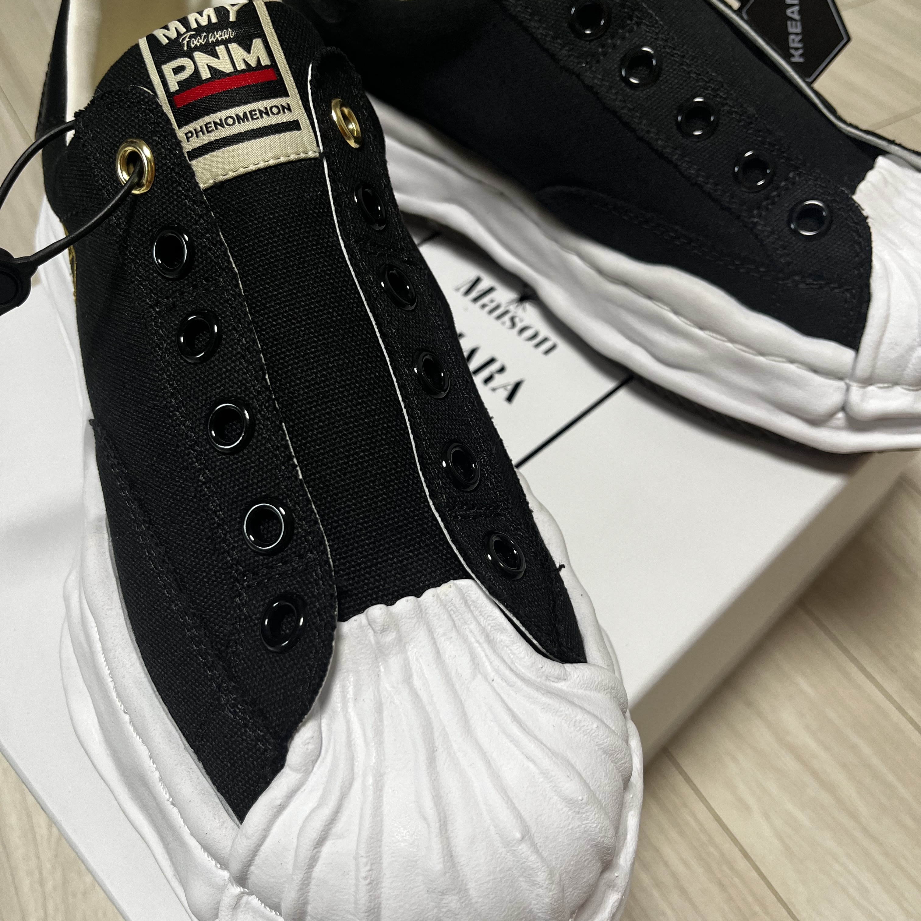 Mihara Yasuhiro x Phenomenon Blakey OG Sole Canvas Low-top Sneakers Black White 착용 스타일 - 1