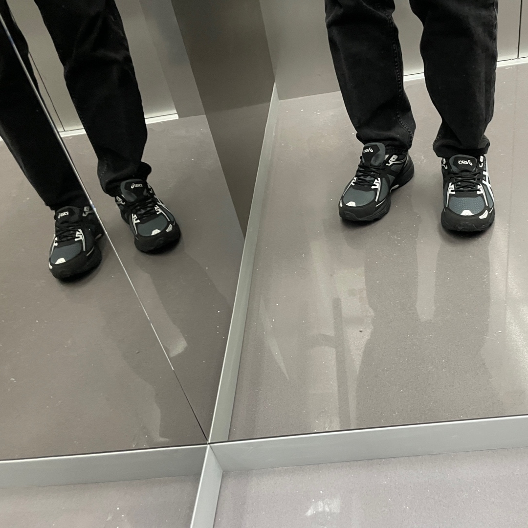 Asics Gel-Venture 6 Carrier Grey 착용 스타일