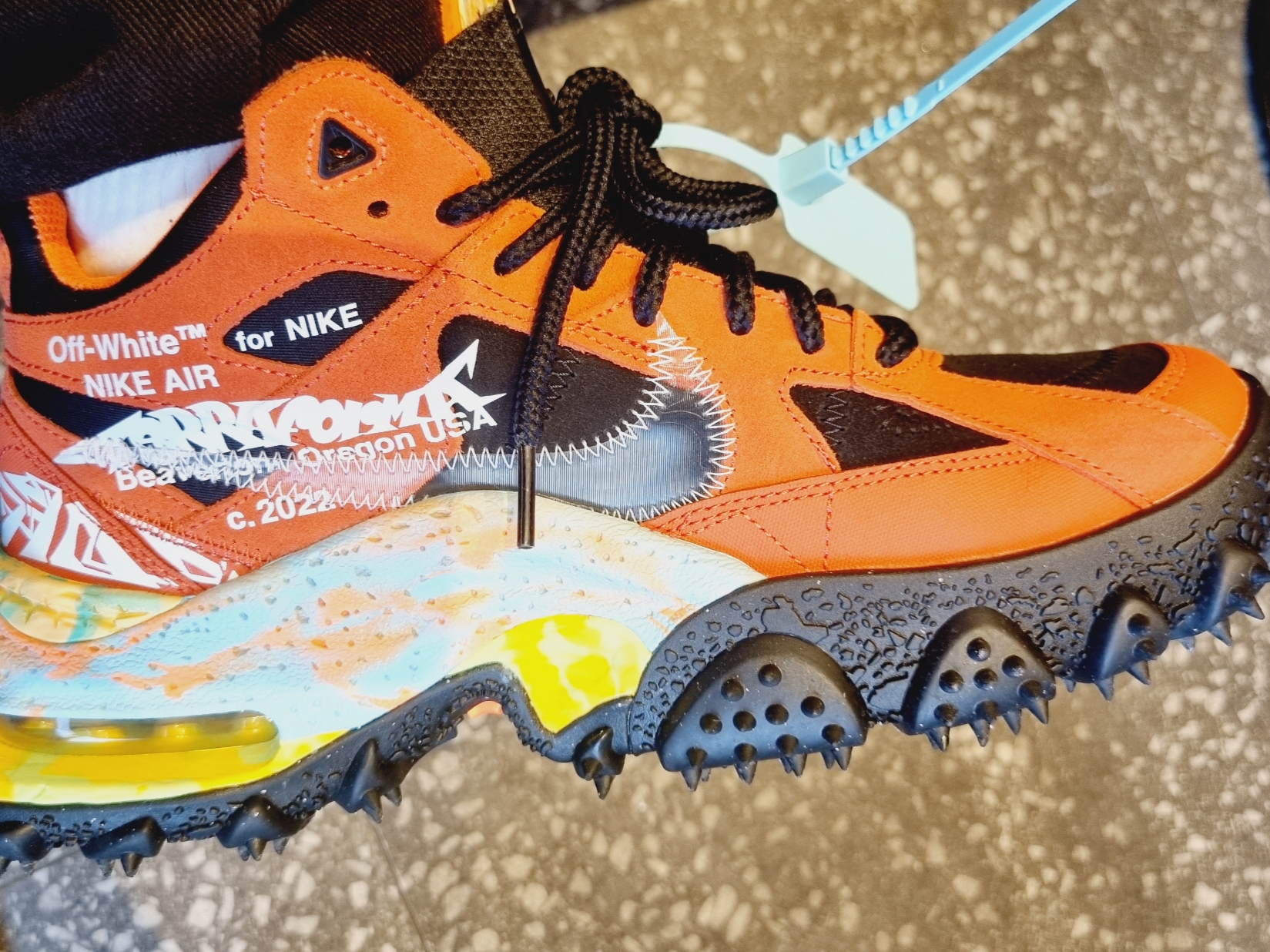 Nike x Off-White Terra Forma Mantra Orange 착용 스타일