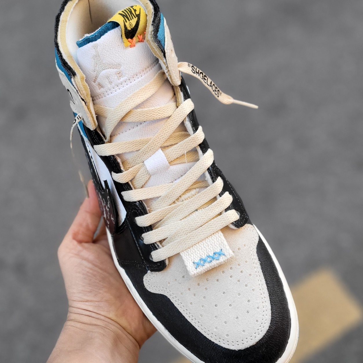 Jordan 1 Mid SE Craft White Light Orewood Brown 착용 스타일 - 2