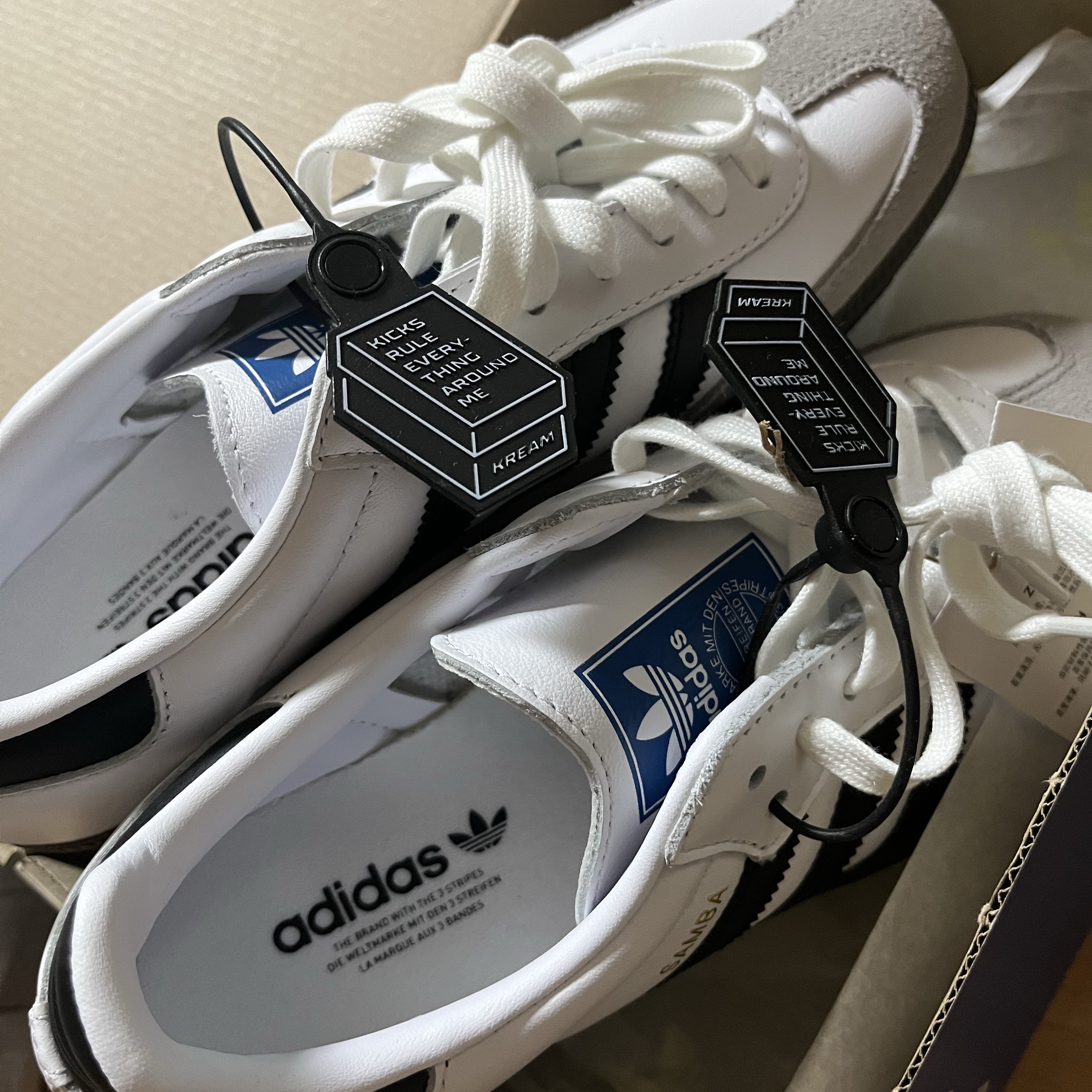 Adidas Samba OG Cloud White 착용 스타일