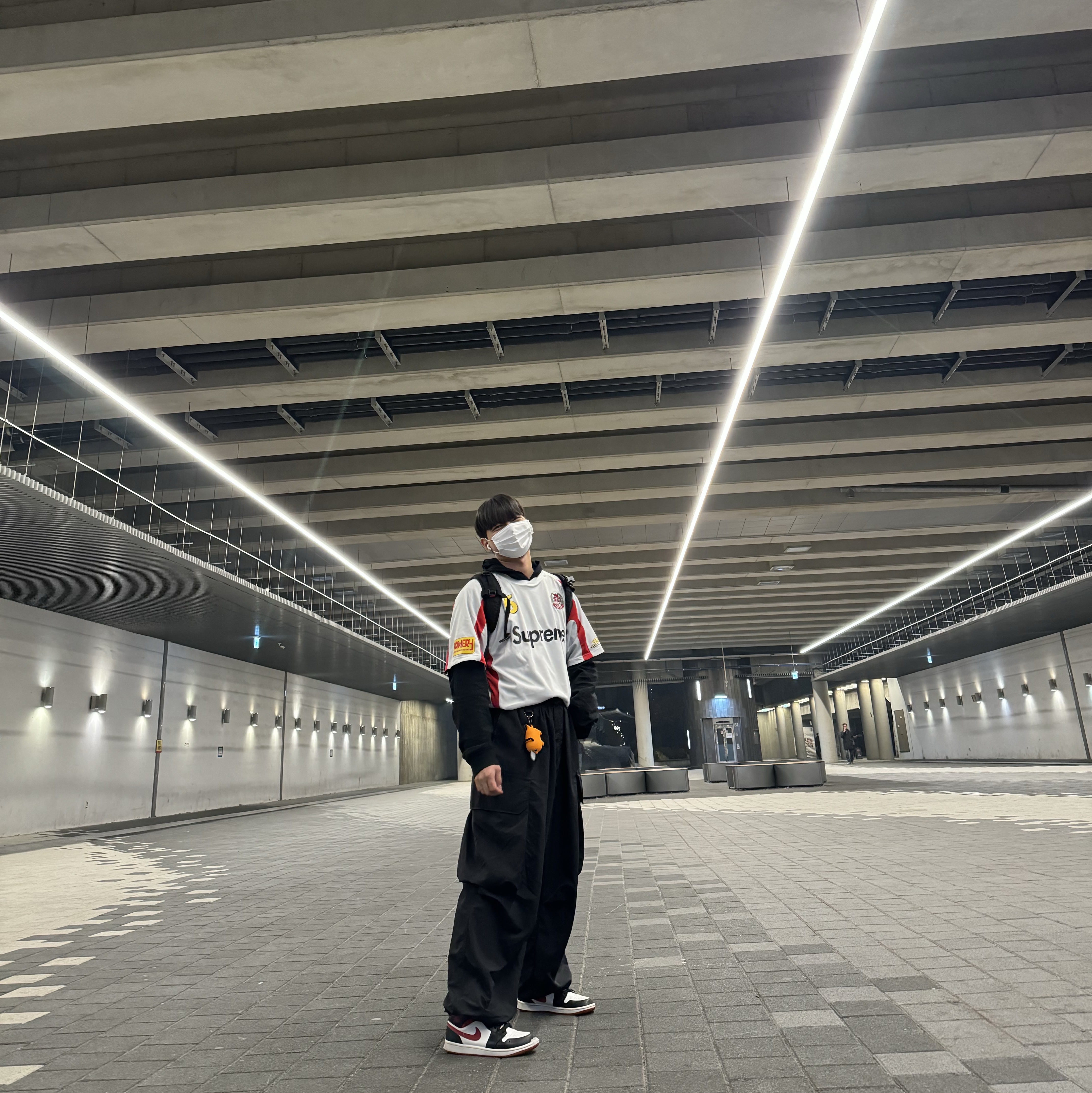 Supreme Hooded Soccer Jersey White - 23FW, Casetify x Chainsaw Man Pochita Collectible AirPods Pro 1st/2nd Gen Case 착용 스타일