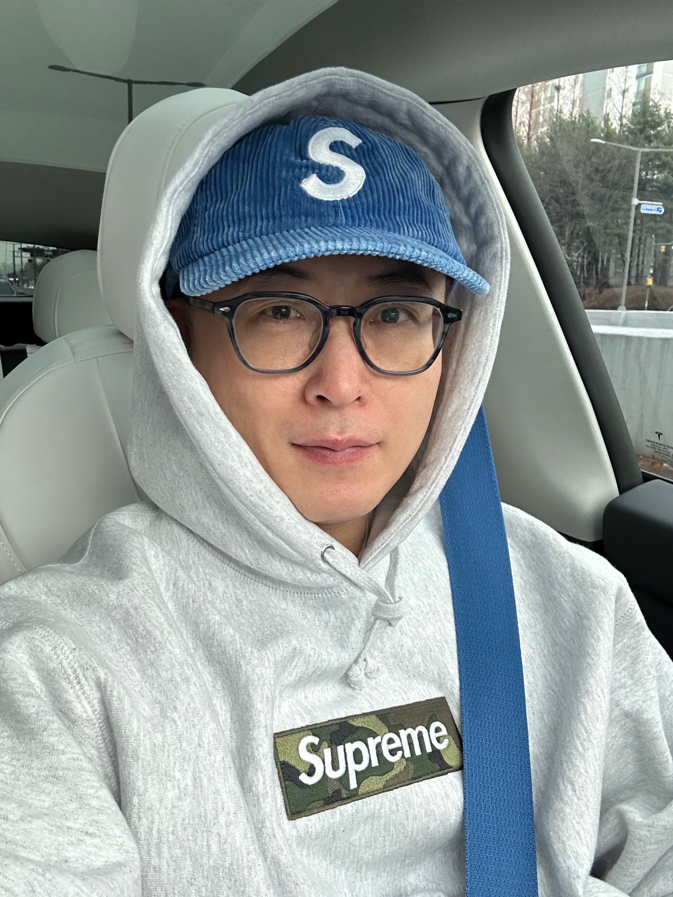 Supreme Corduroy S Logo 6-Panel Royal - 23FW, Supreme Box Logo Hooded Sweatshirt Ash Grey - 23FW 착용 스타일
