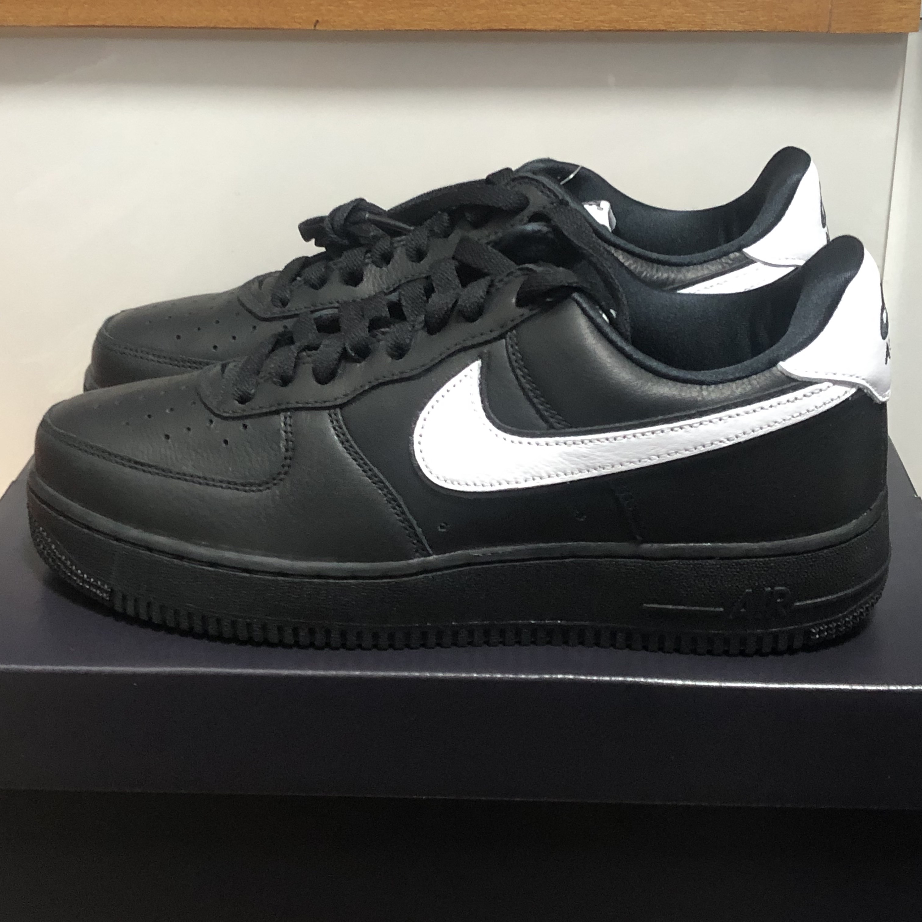 Nike Air Force 1 '07 Black White 착용 스타일