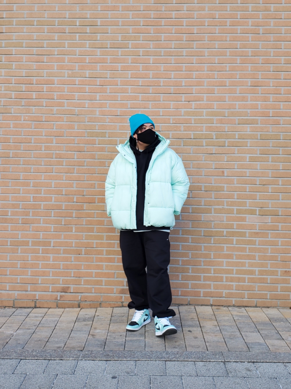 (W) Jordan 1 Mid Teal Tint, (W) Nike NRG Solo Swoosh Fleece Pants Black White - US/EU 착용 스타일 - 3