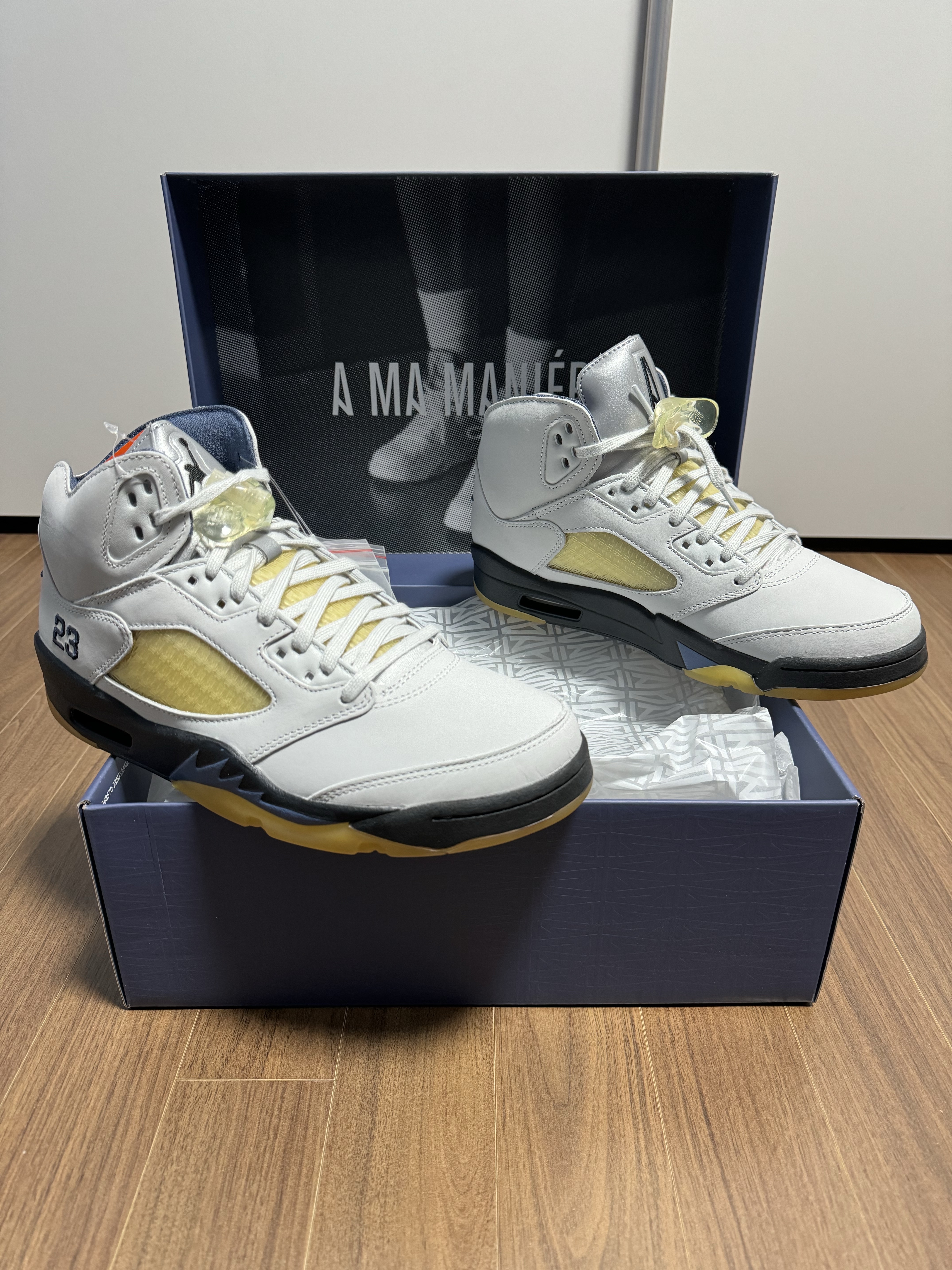 (W) Jordan 5 x A Ma Maniere Retro Dawn 착용 스타일