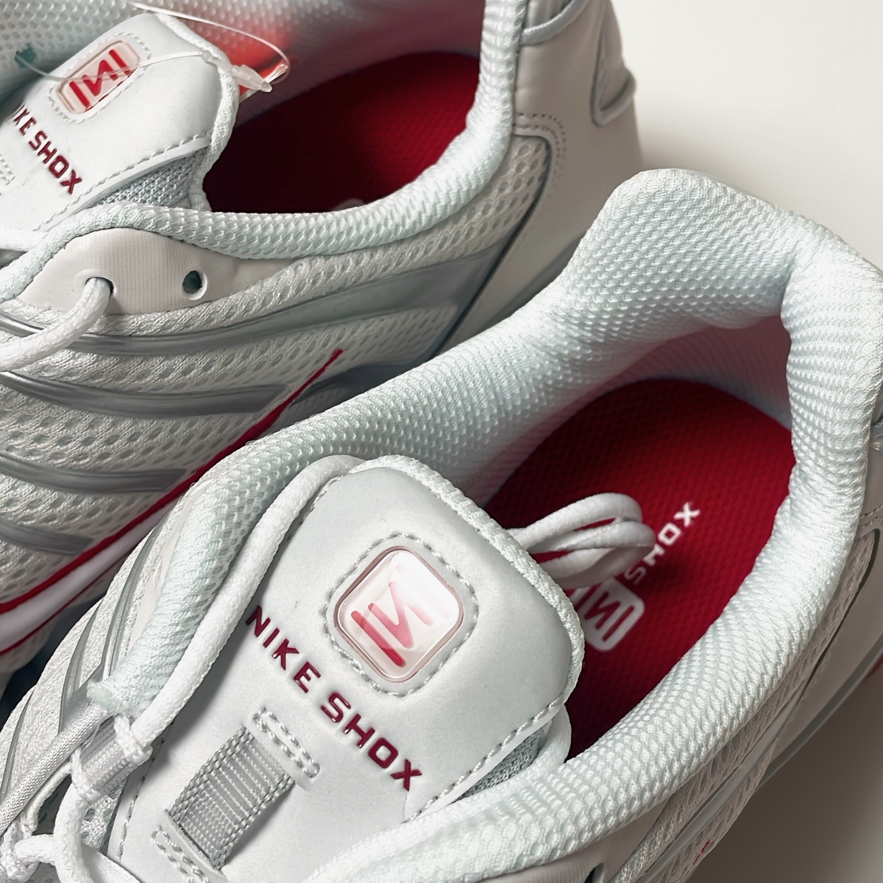 (W) Nike Shox TL Platinum Tint 착용 스타일