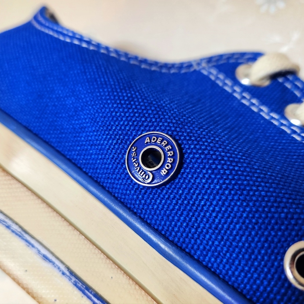 Converse x Ader Error Chuck 70 Ox Imperial Blue 착용 스타일 - 3