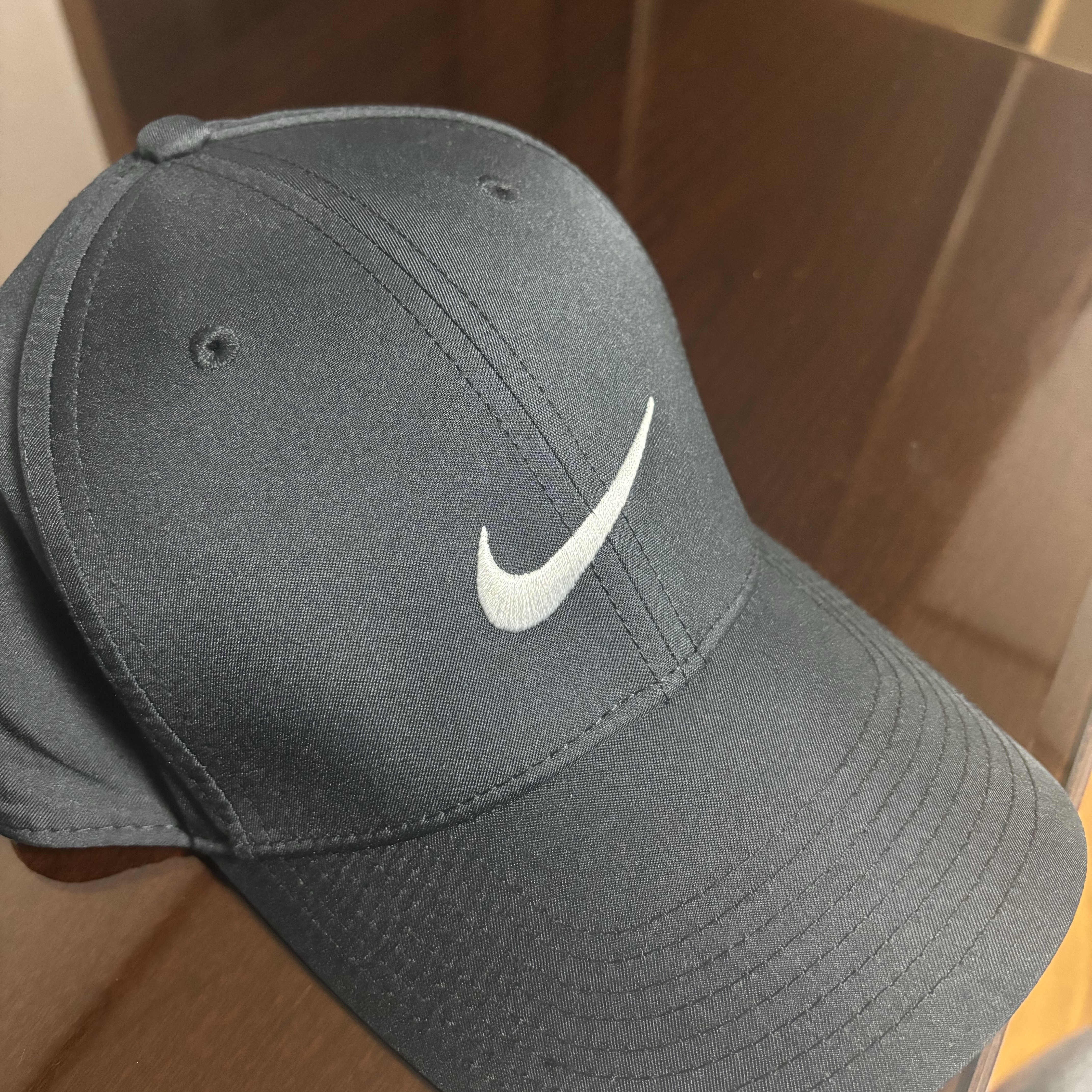 Nike Dri-Fit Legacy 91 Golf Cap Black 착용 스타일
