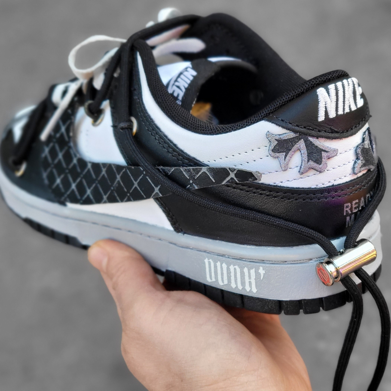 Nike Dunk Low Retro Black 착용 스타일 - 3