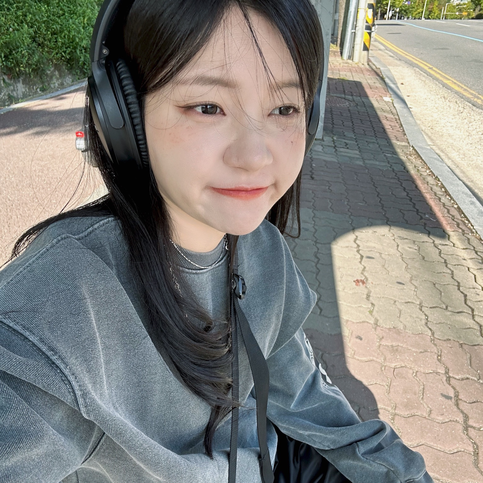 보스 QC 울트라 블랙 (국내 정식 발매 제품), 살로몬 XT-4 블랙 실버 메탈릭 착용 스타일 - 1