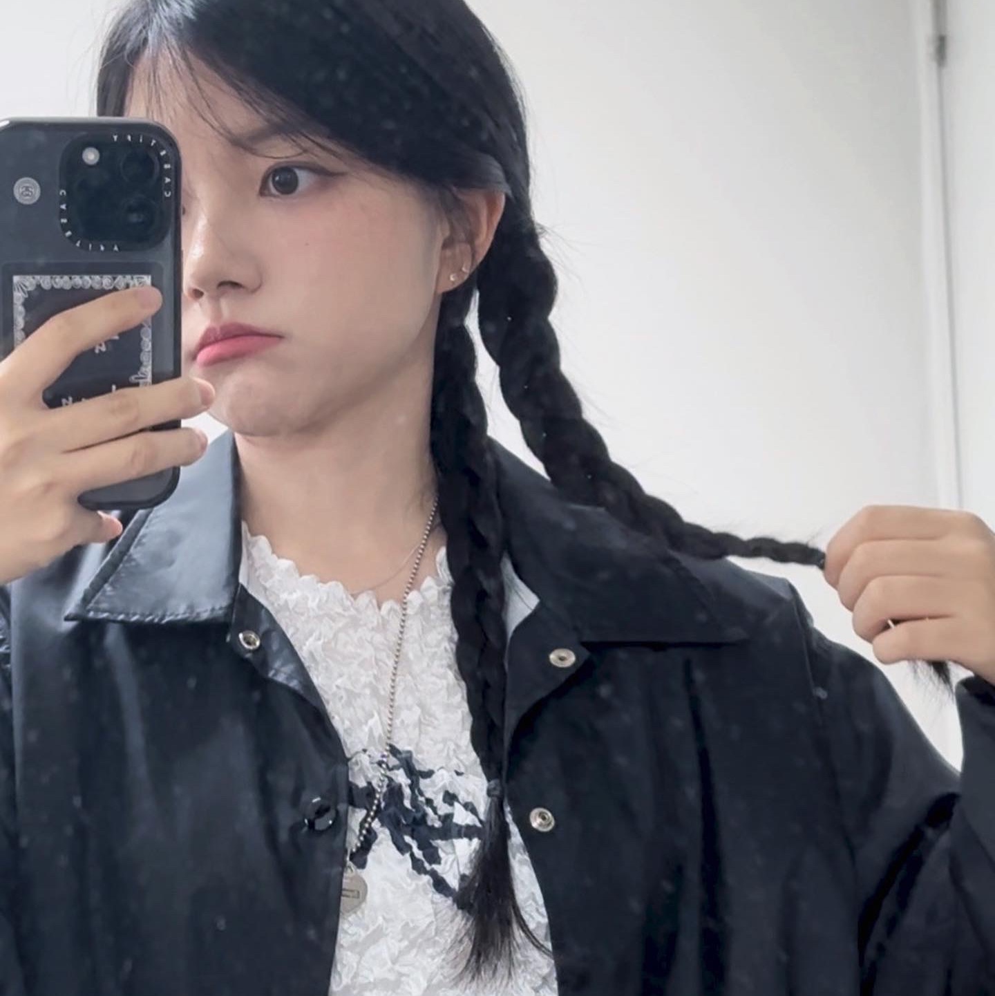 슈프림 x 티파니 앤 코 리턴 투 티파니 하트 태그 펜던트 - 21FW, 스투시 플레잉 카드 블랙 착용 스타일 - 2