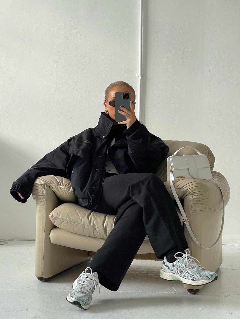 Asics x Naked Gel-1130 White Pure Silver, (W) Asics x Matin Kim Gel-Sonoma 15-50 Oasis Green Pure Silver 착용 스타일 - 2