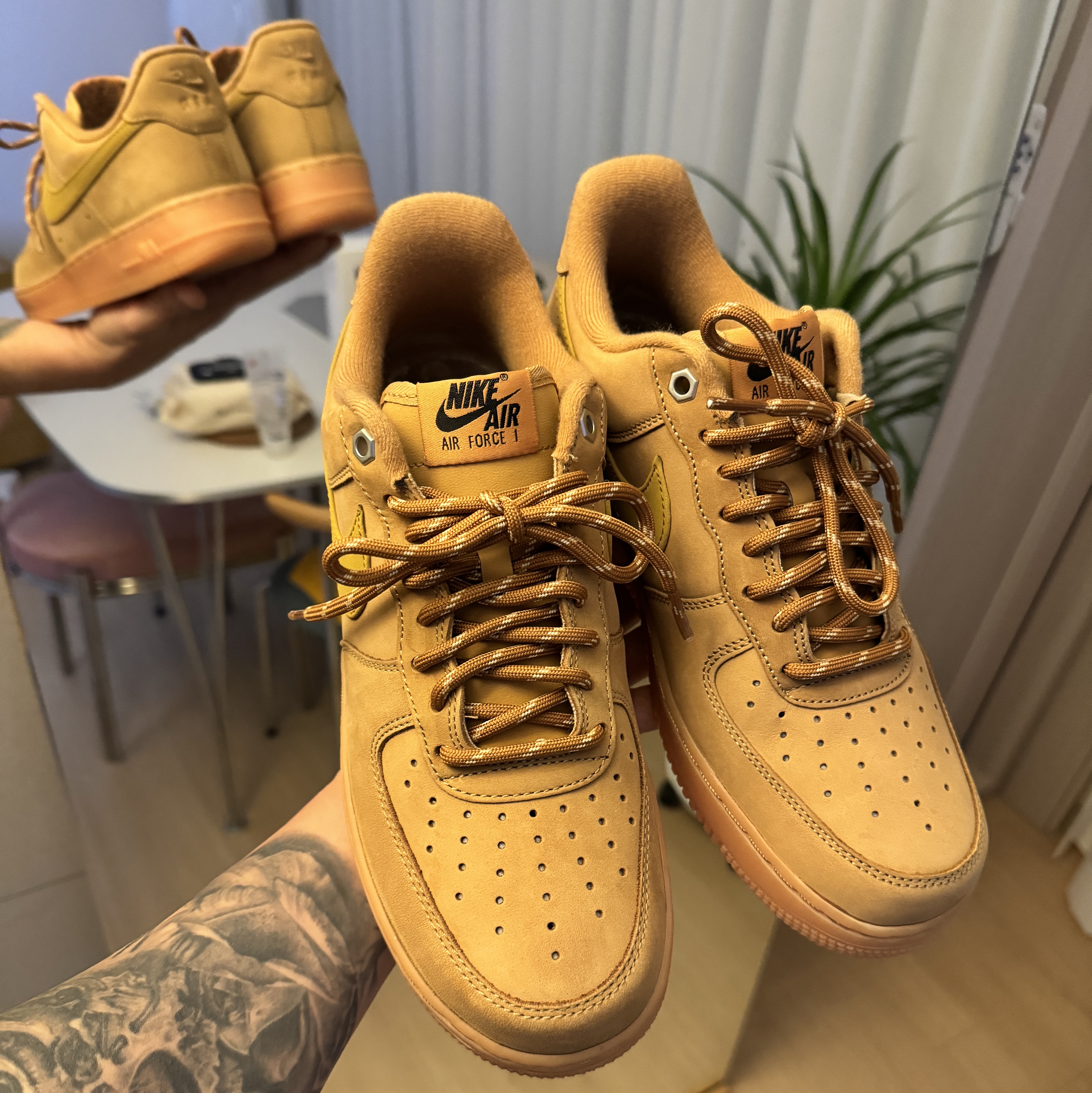 Nike Air Force 1 '07 WB Flax 착용 스타일