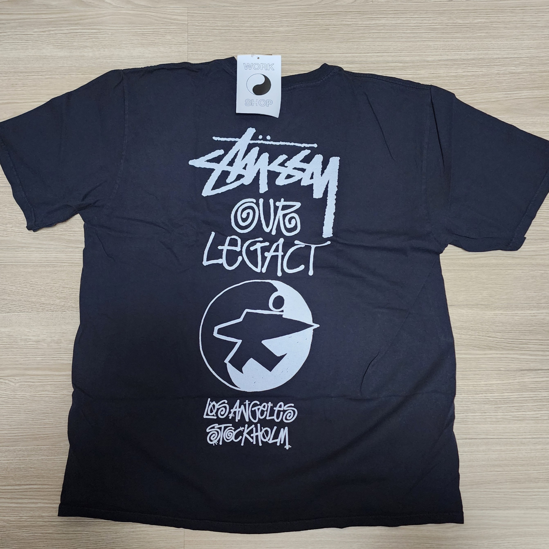 Stussy x Our Legacy Surfman Pigment Dyed T-Shirt Black 착용 스타일