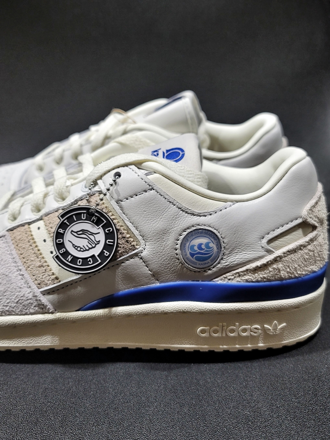 Adidas x Kasina Forum 84 Low Consortium Cup Off White 착용 스타일 - 2