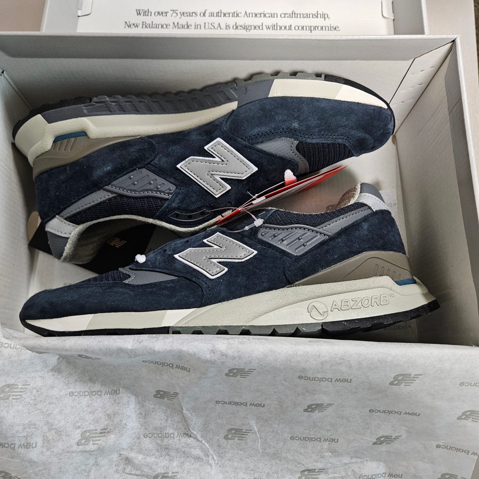 New Balance 998 Made in USA Navy Grey 착용 스타일 - 8