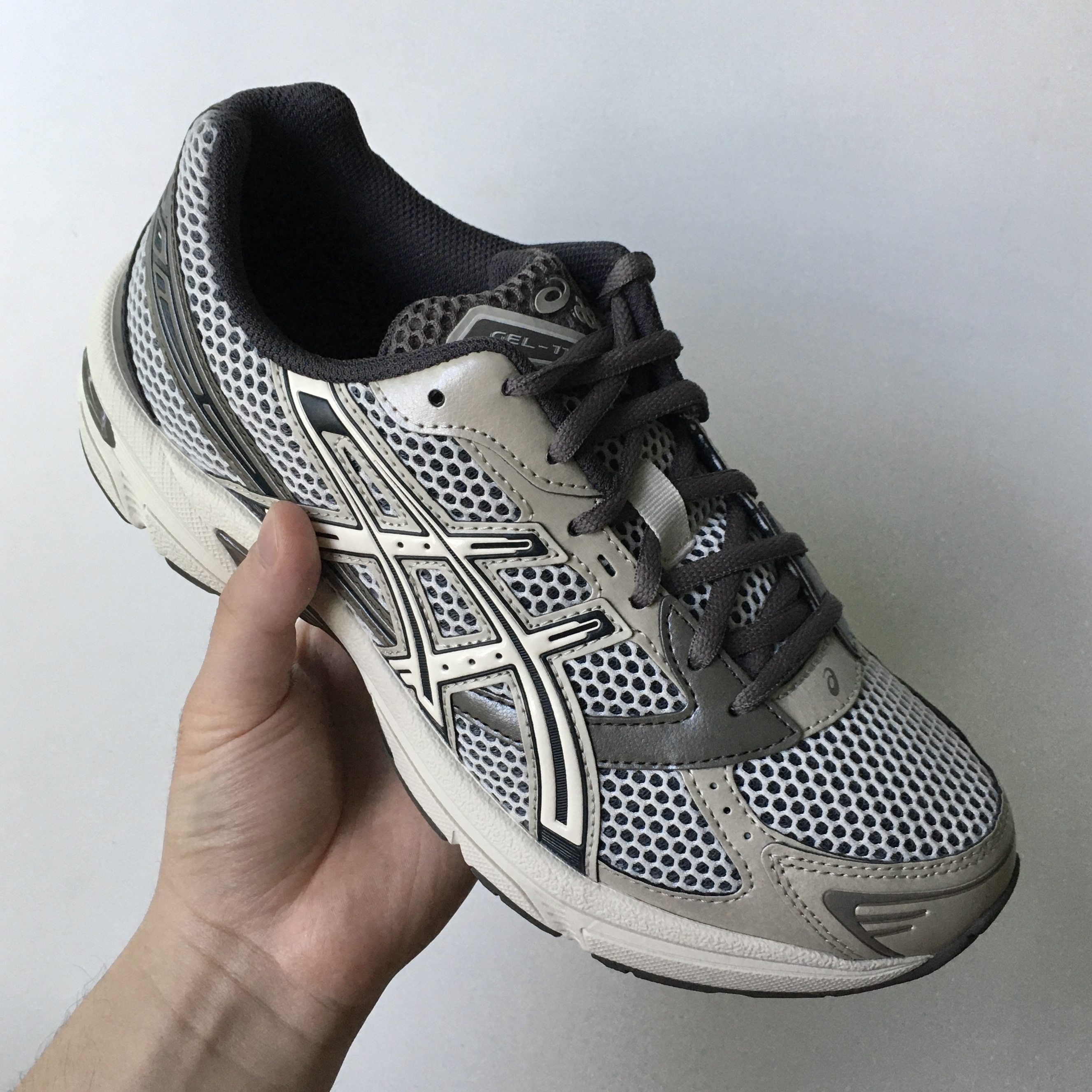 Asics Gel-1130 Birch Dark Taupe - Korea Exclusive 착용 스타일