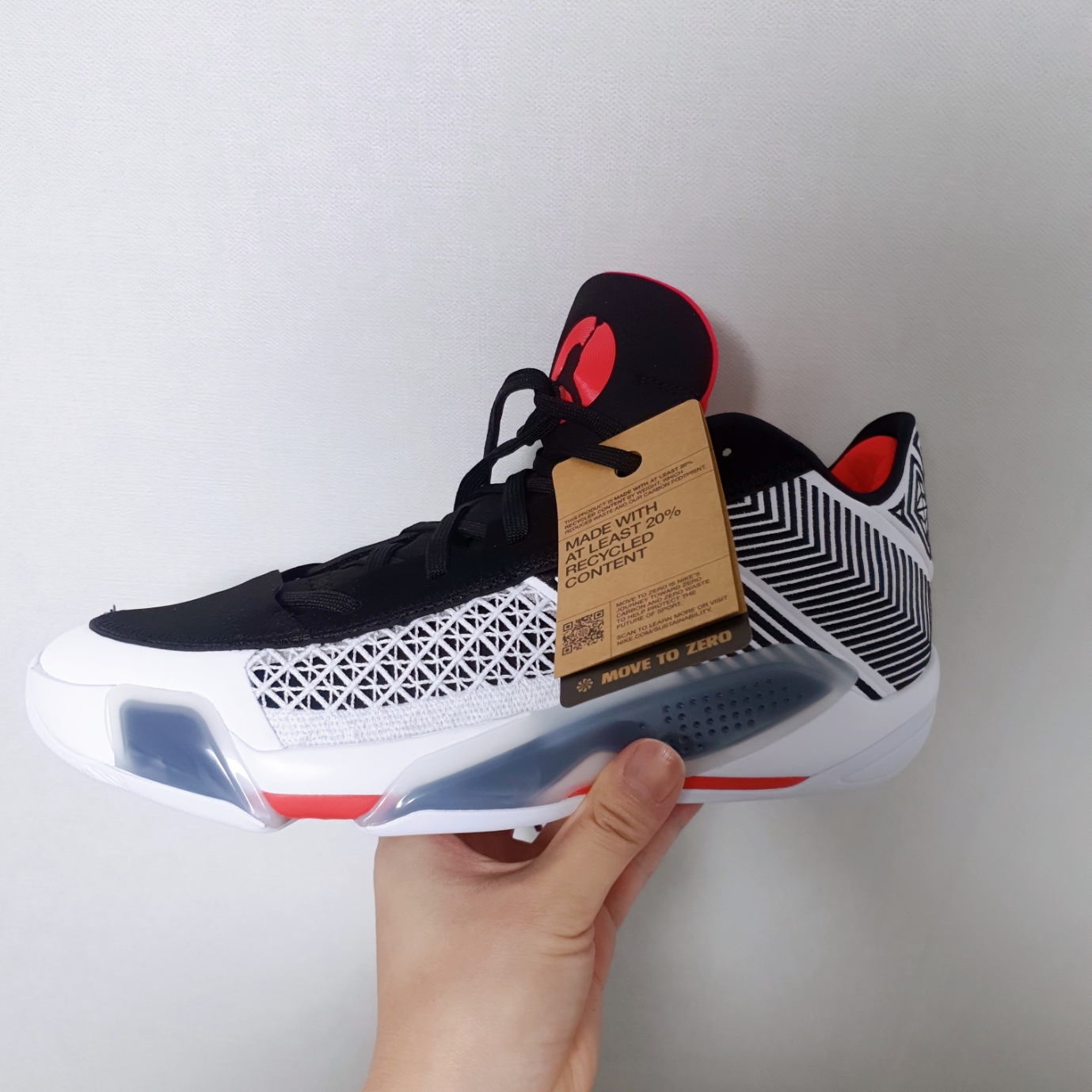 Jordan XXXVIII Low PF White Siren Red 착용 스타일