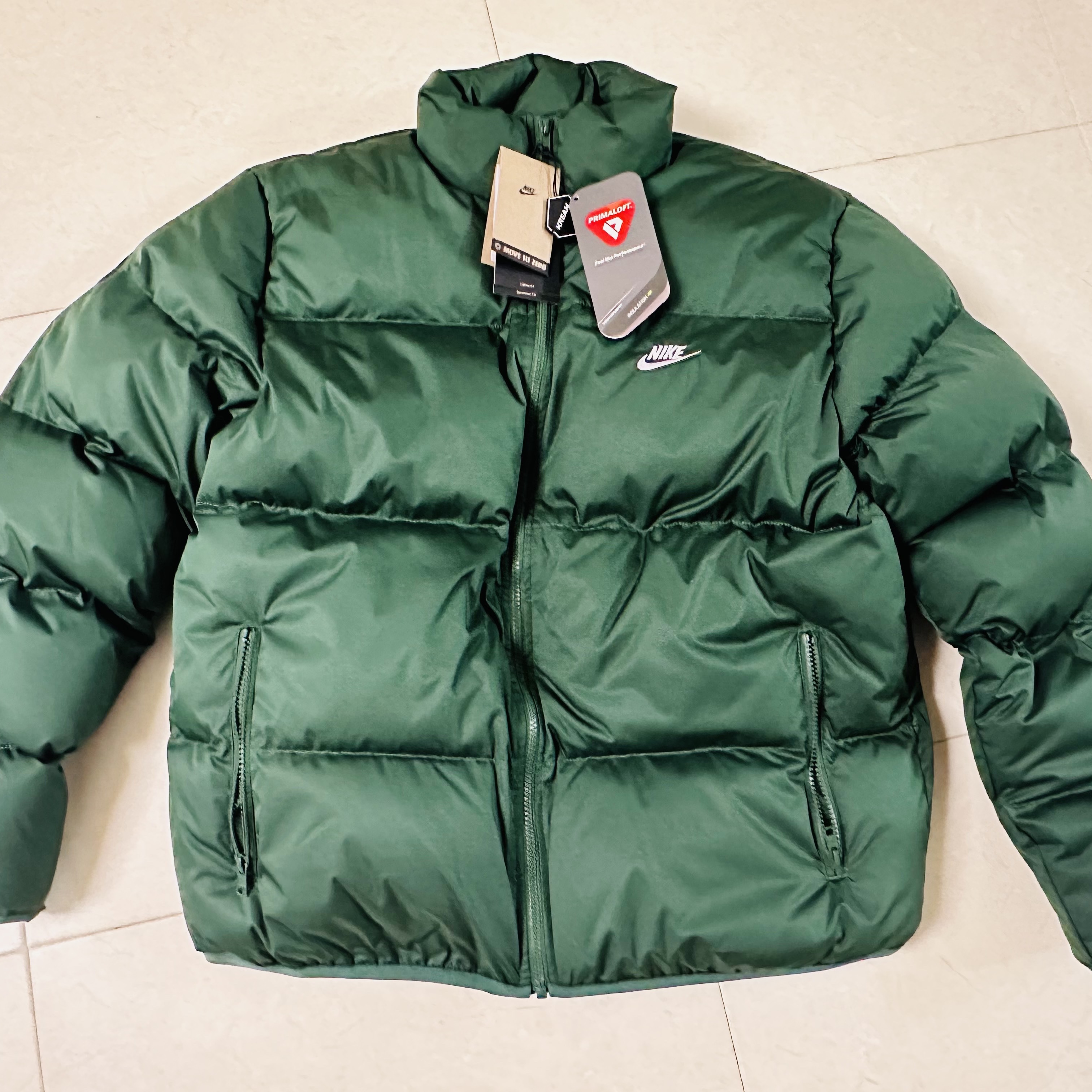 Nike NSW Puffer Jacket Fir - Asia 착용 스타일