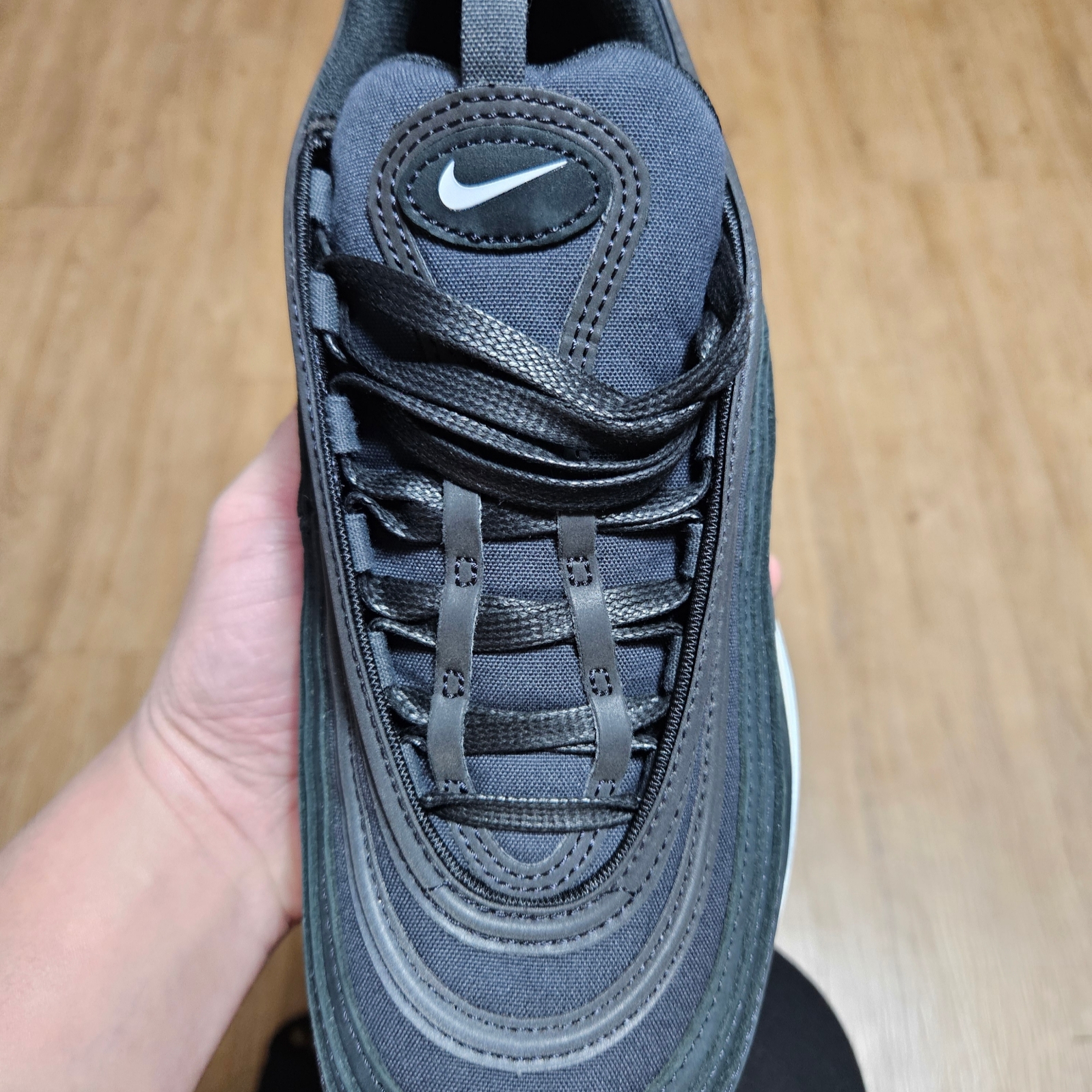 Nike Air Max 97 SE Off Noir 착용 스타일 - 1