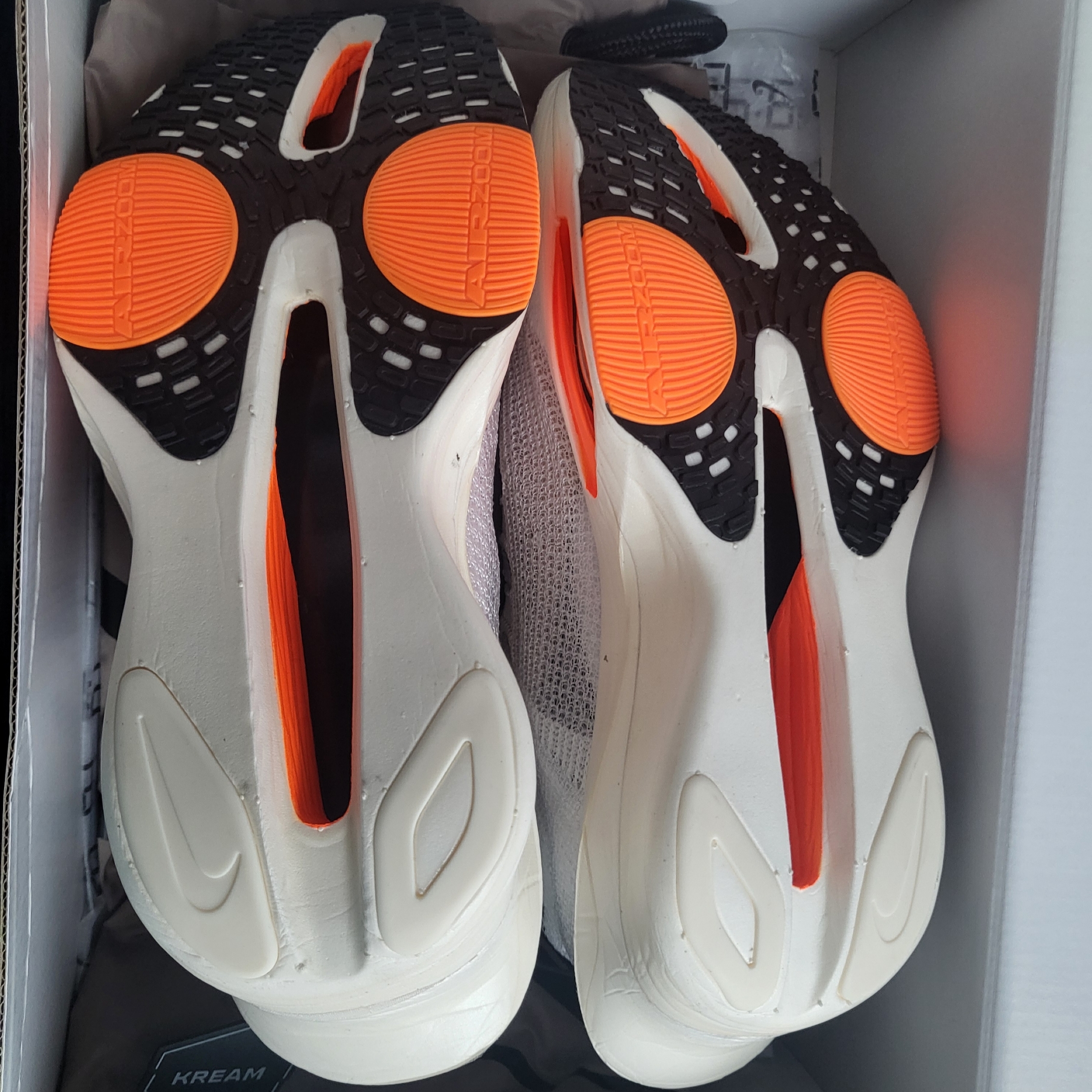 (W) Nike Air Zoom Alphafly Next% 3 Proto White Total Orange 착용 스타일 - 3