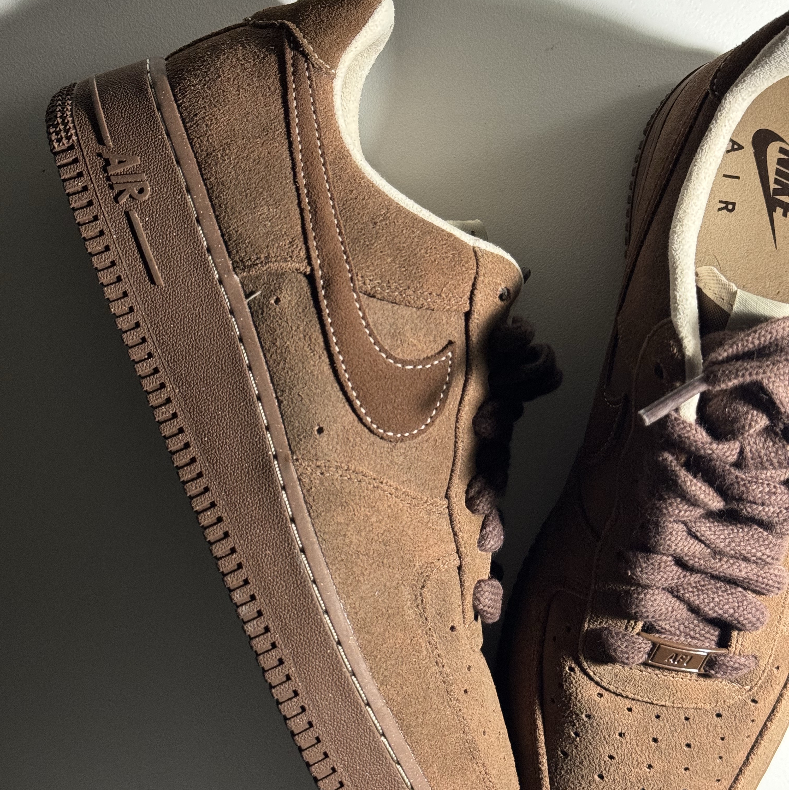 (W) Nike Air Force 1 '07 Cacao Wow 착용 스타일 - 1