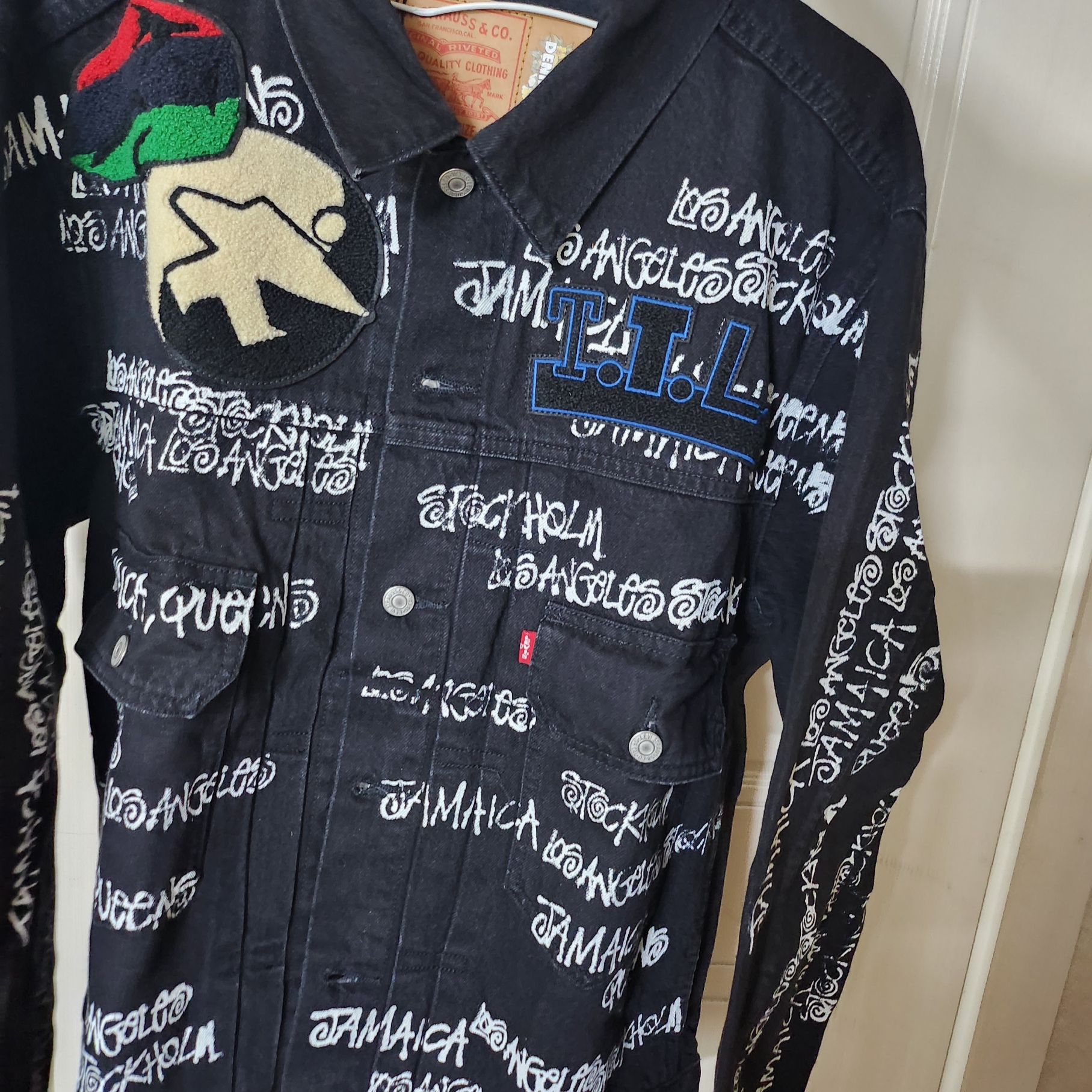 Stussy x Our Legacy x Denim Tears TTL Denim Jacket Black 착용 스타일 - 1