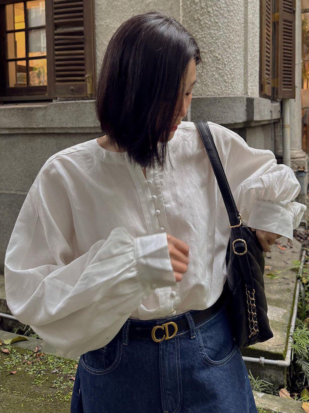 (W) Celine Medium Triomphe Belt in Taurillon Leather Black, (W) Hermes Kelly 18 Belt Epsom & Rose Gold Noir 착용 스타일 - 5