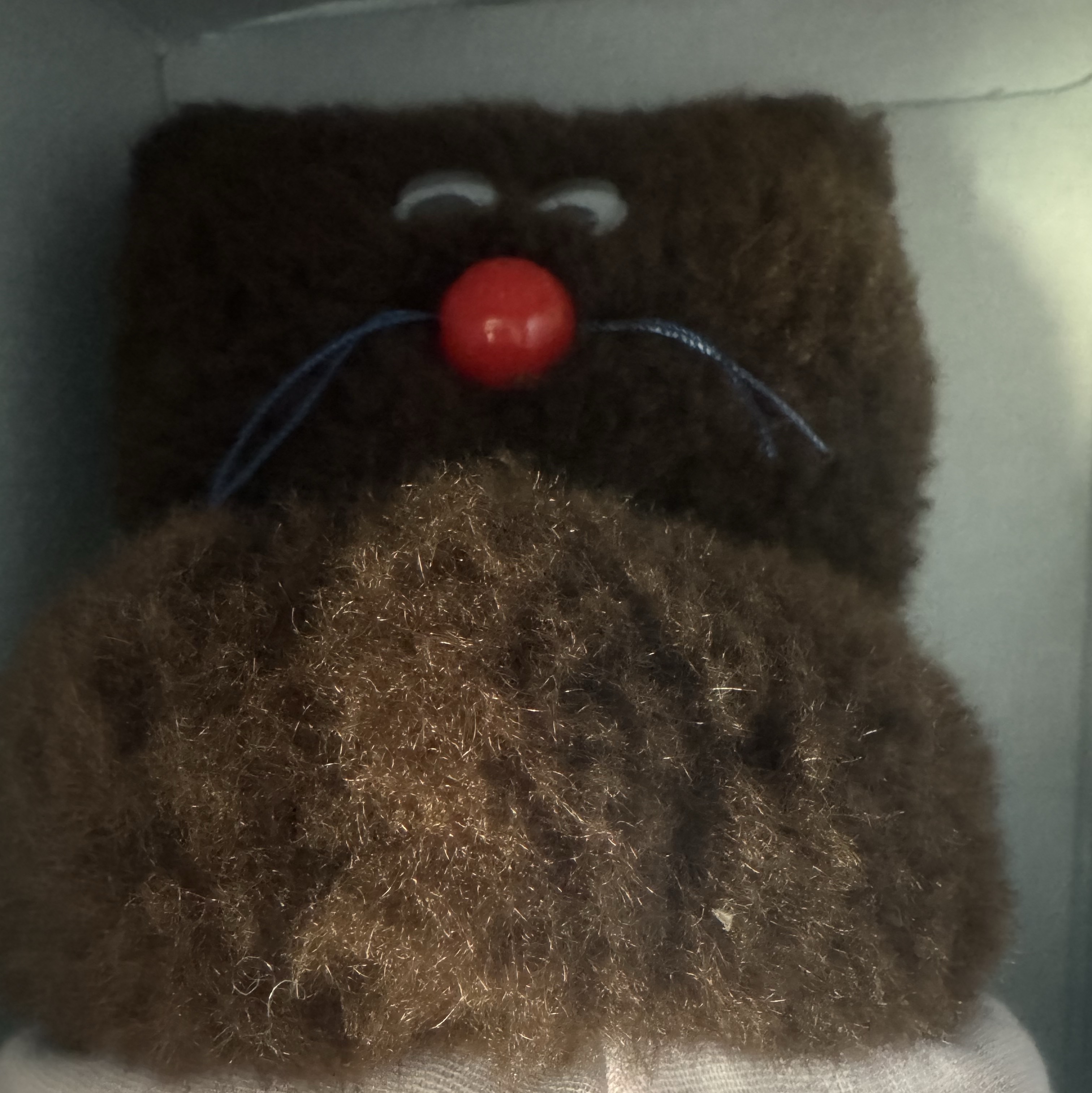 Monamhee Pretty Big Bred Brown 착용 스타일