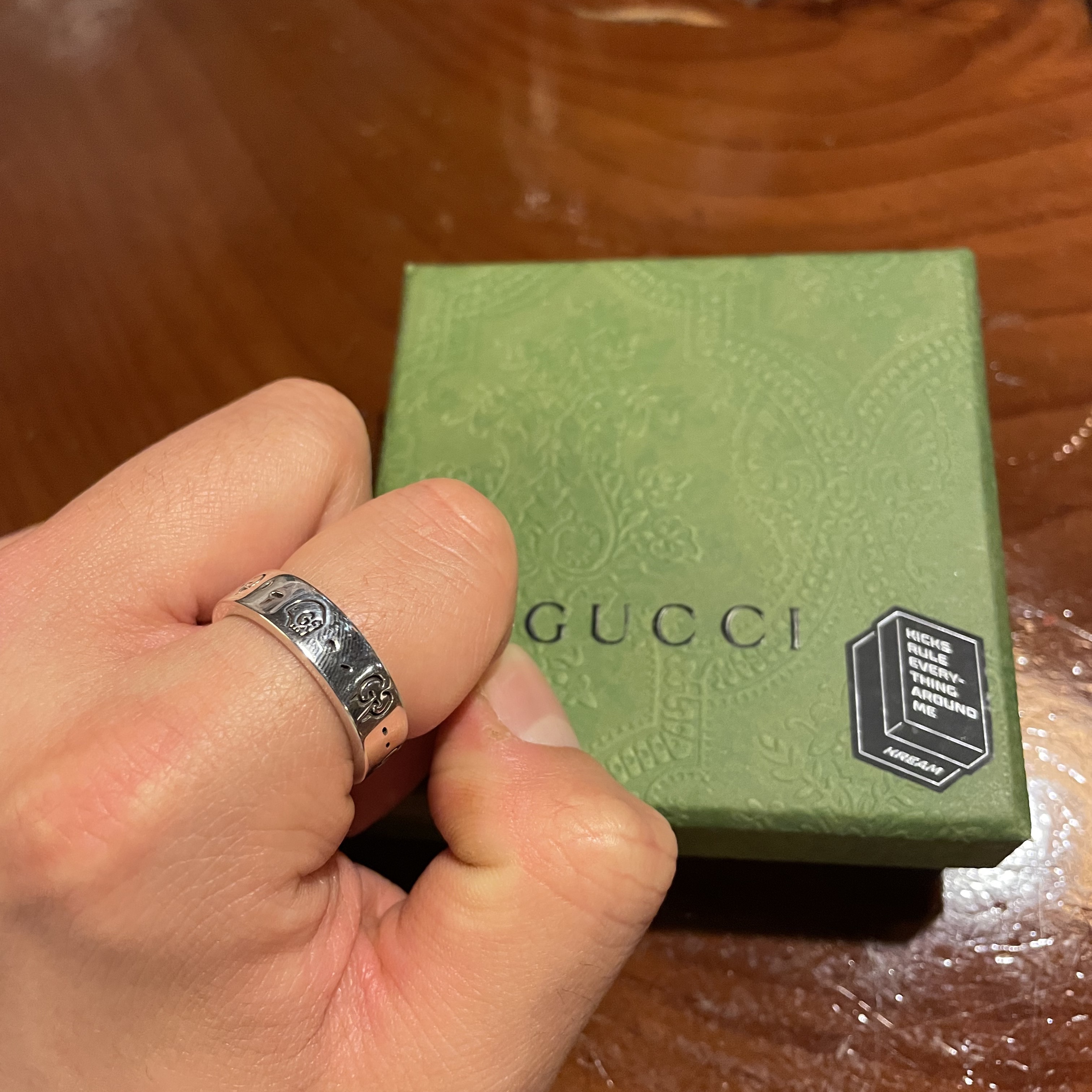 Gucci Ghost Ring Silver 6mm 착용 스타일