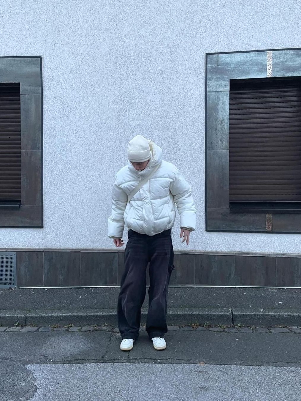 The North Face White Label Riverton On Ball Jacket Cream, [KREAM 단독] Safarispot Basic Safari Down Jacket White 착용 스타일 - 4