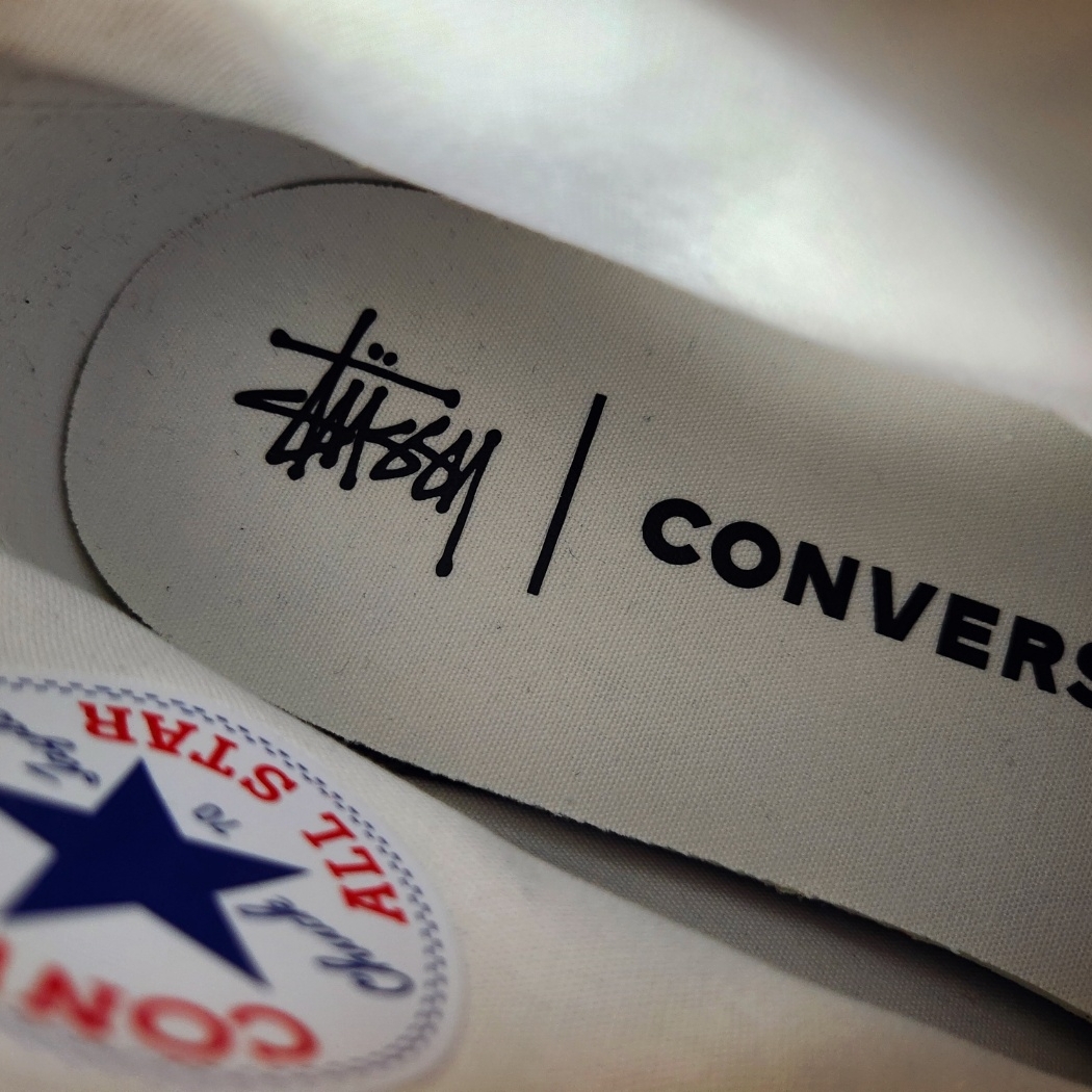 Converse x Stussy Chuck 70 High Black 착용 스타일 - 5