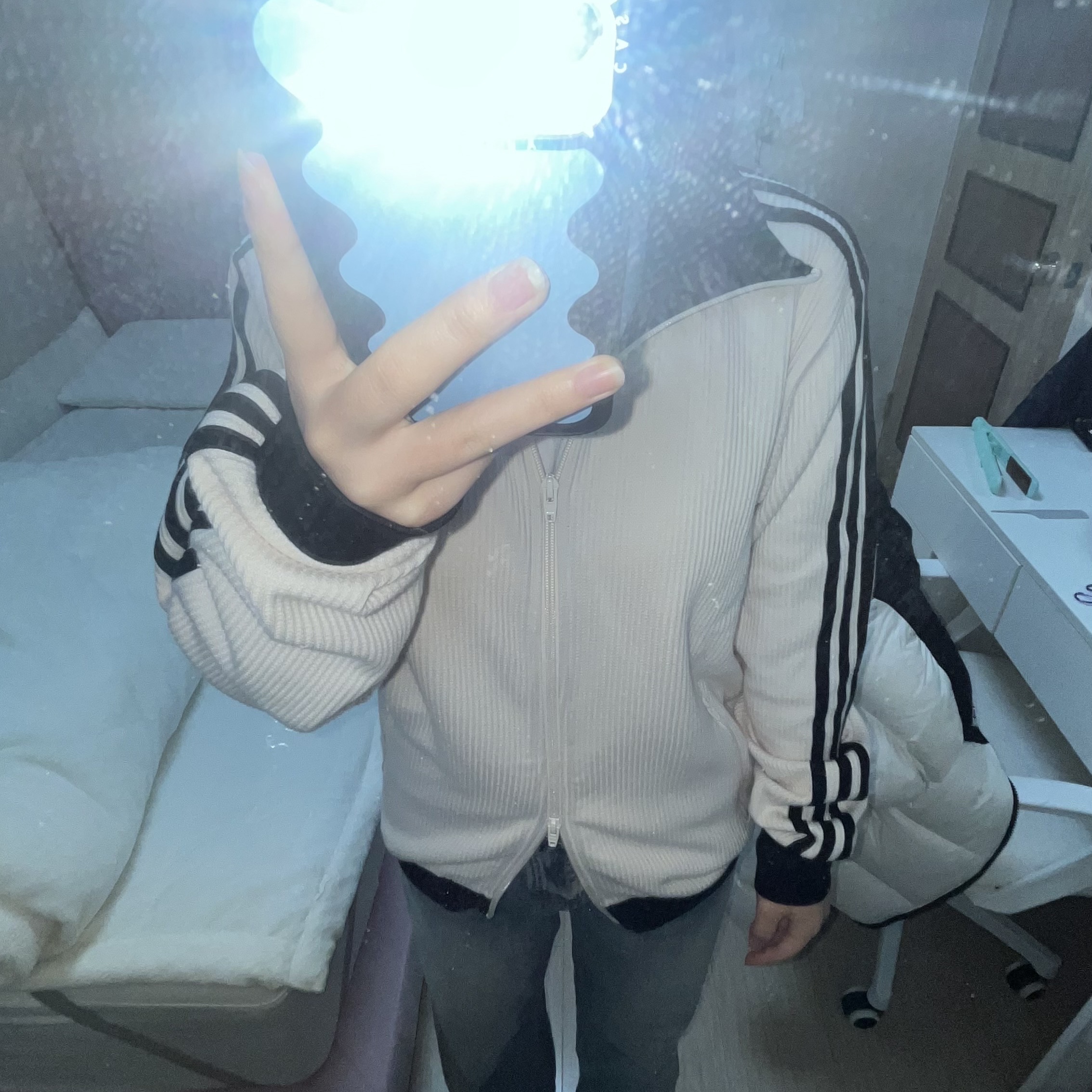 Adidas Adicolor Classic Waffle Beckenbauer Track Jacket Wonder White - US Sizing 착용 스타일