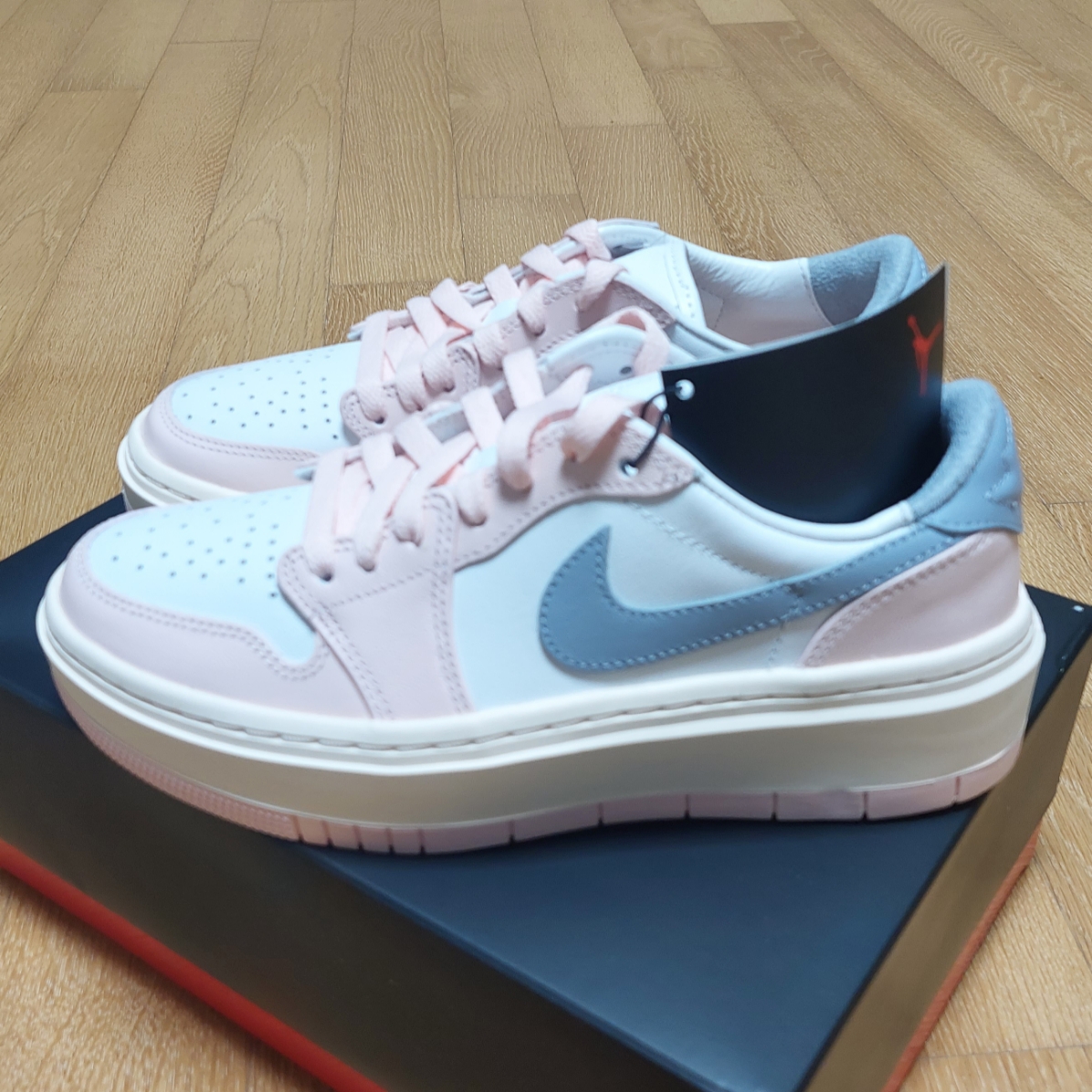 (W) Jordan 1 Elevate Low Atmosphere 착용 스타일 - 1