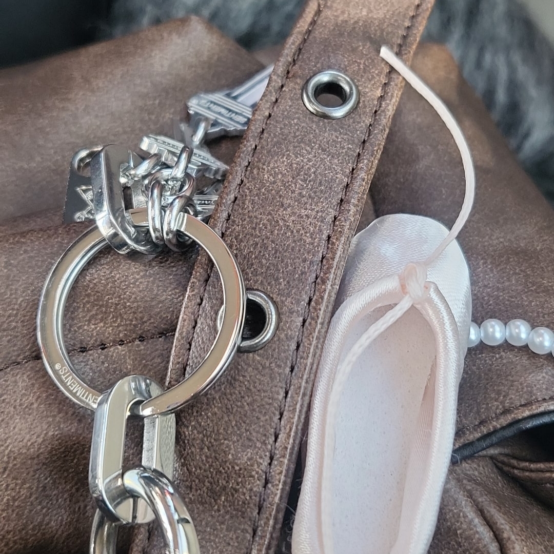 Sentiments No.462 Key Ring Silver 착용 스타일