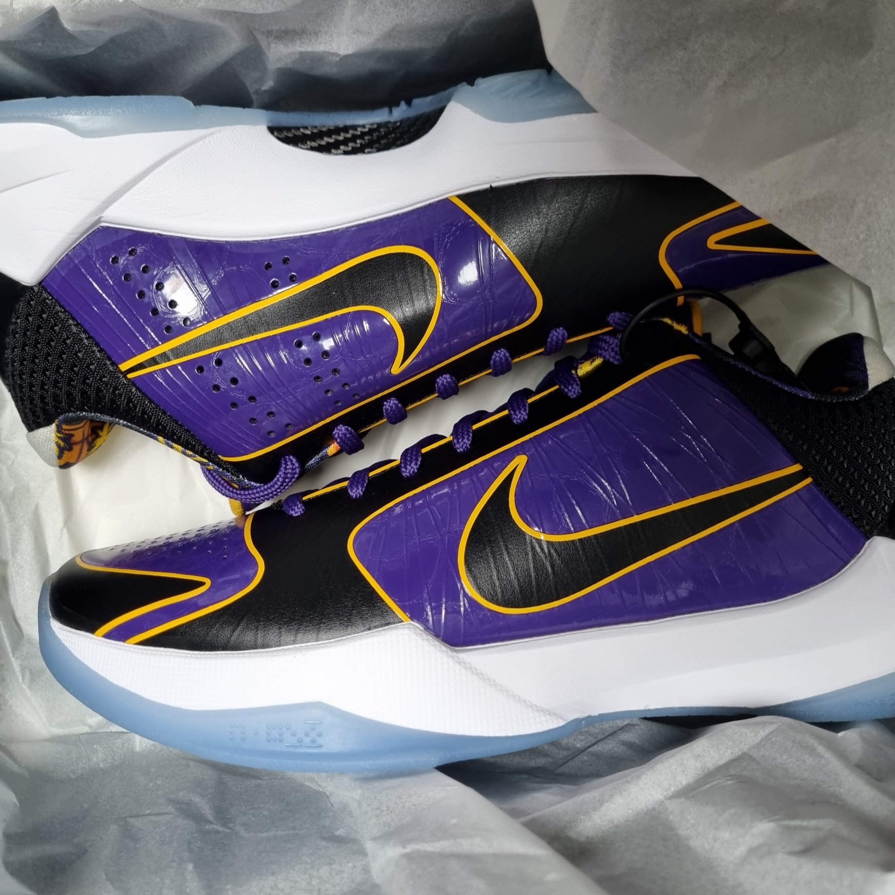Nike Kobe 5 Protro 5X Champ 착용 스타일