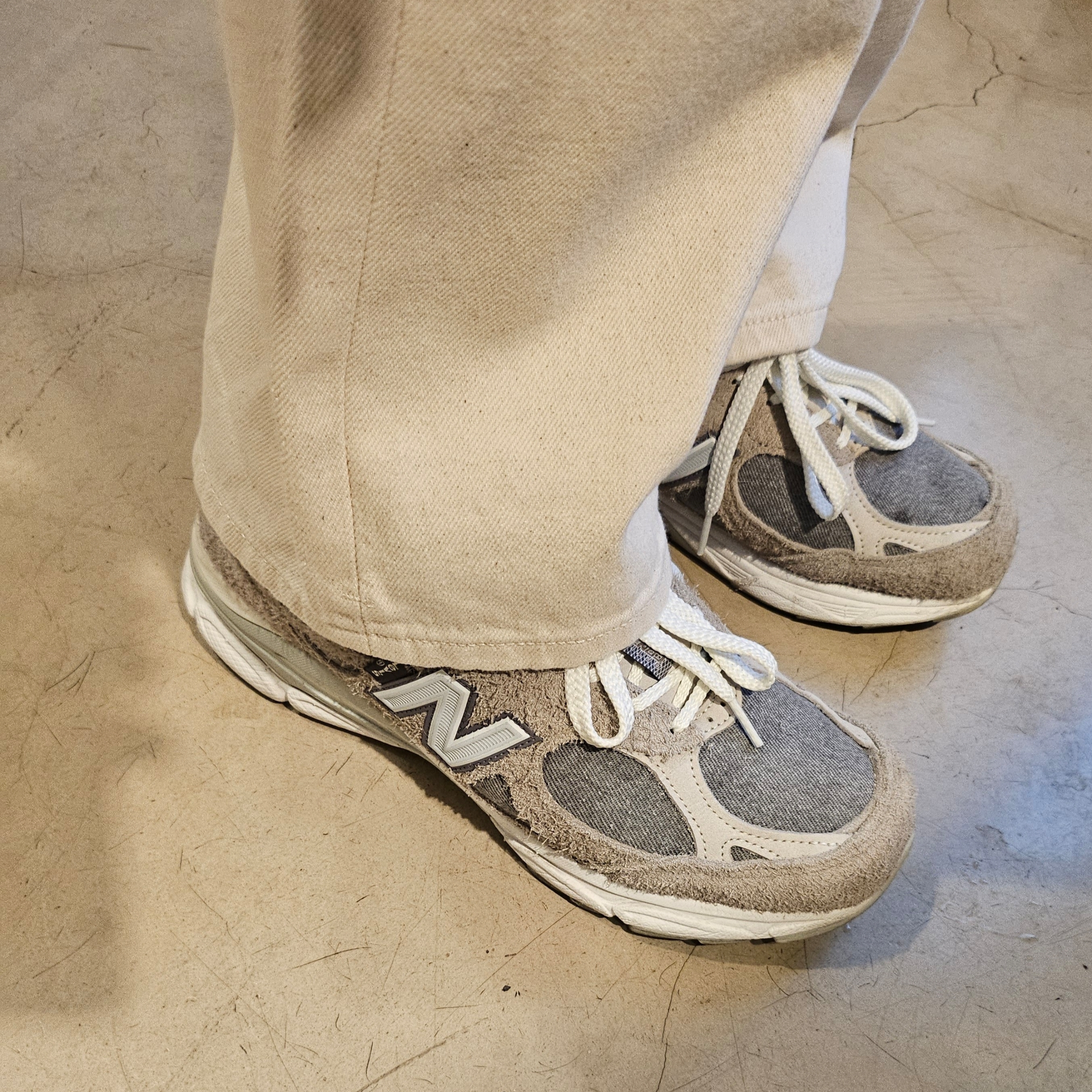 New Balance x Levi's 990v3 Grey (Levi's Tag) 착용 스타일