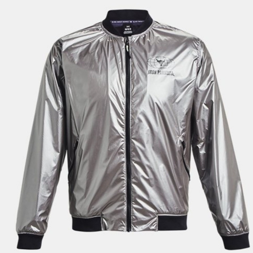 Under Armour Project Rock Disrupt Bomber Jacket Metallic Tin Black 착용 스타일 - 3