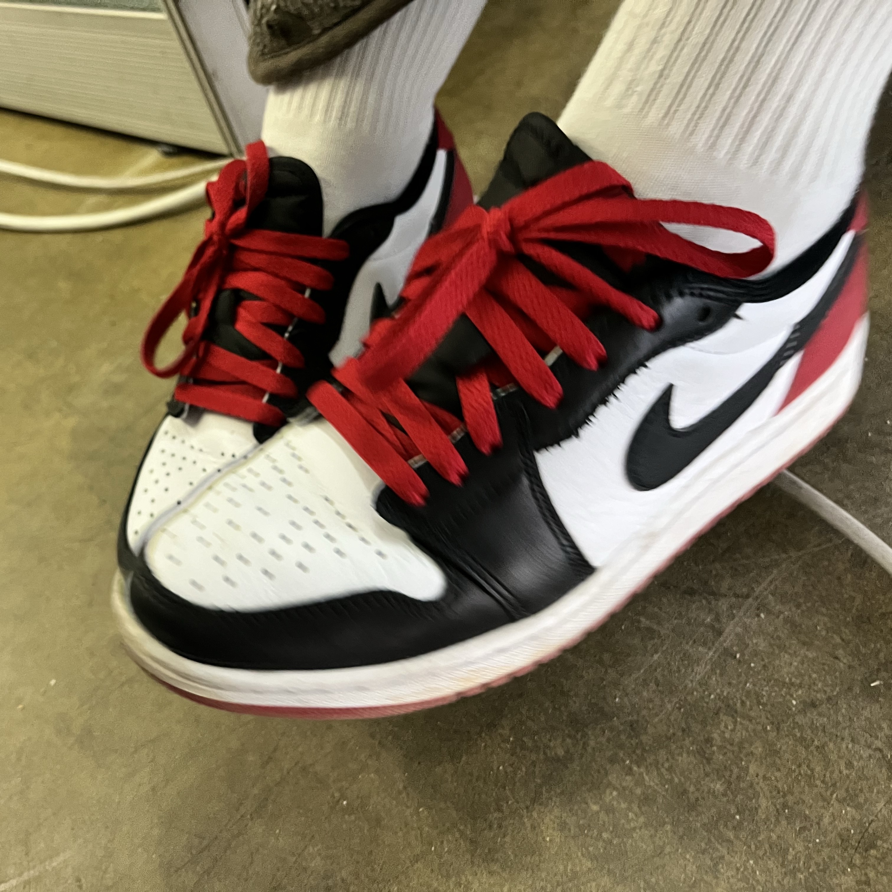 Jordan 1 Retro Low OG Black Toe 착용 스타일