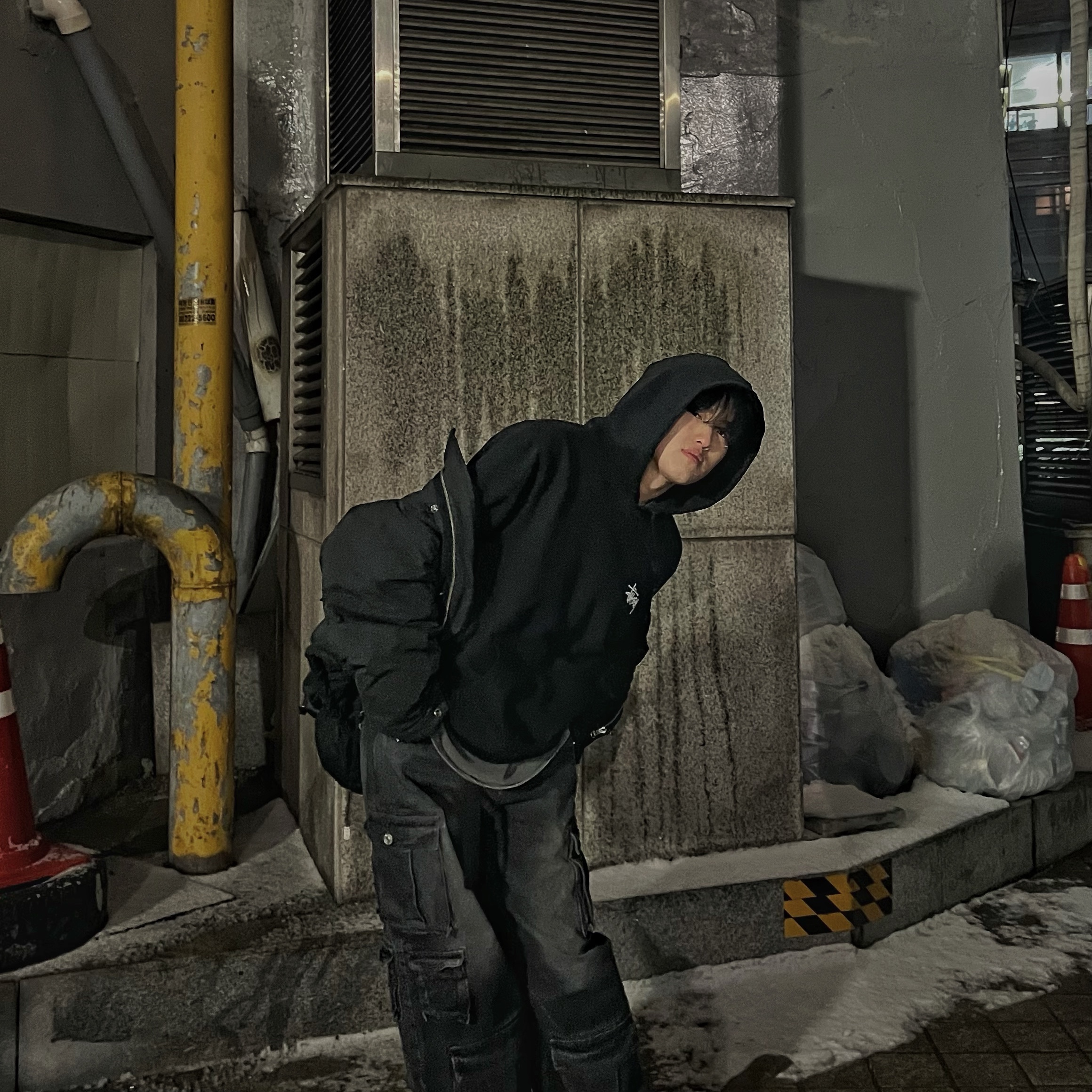 Stussy Basic Stussy Hoodie Black 2021, Nike Air Force 1 '07 Low Triple Black 착용 스타일 - 4