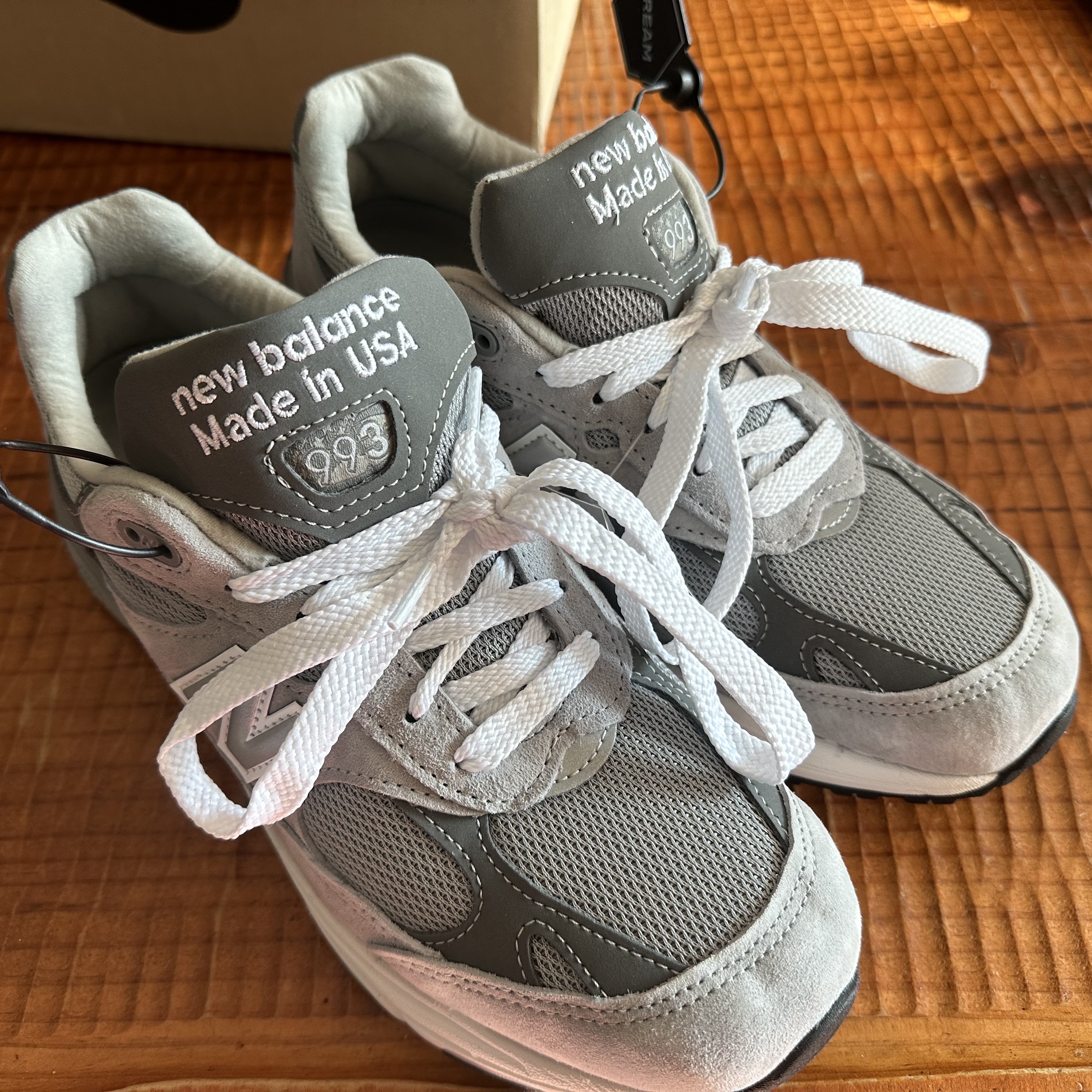 New Balance 993 Made in USA Grey - D Standard 착용 스타일