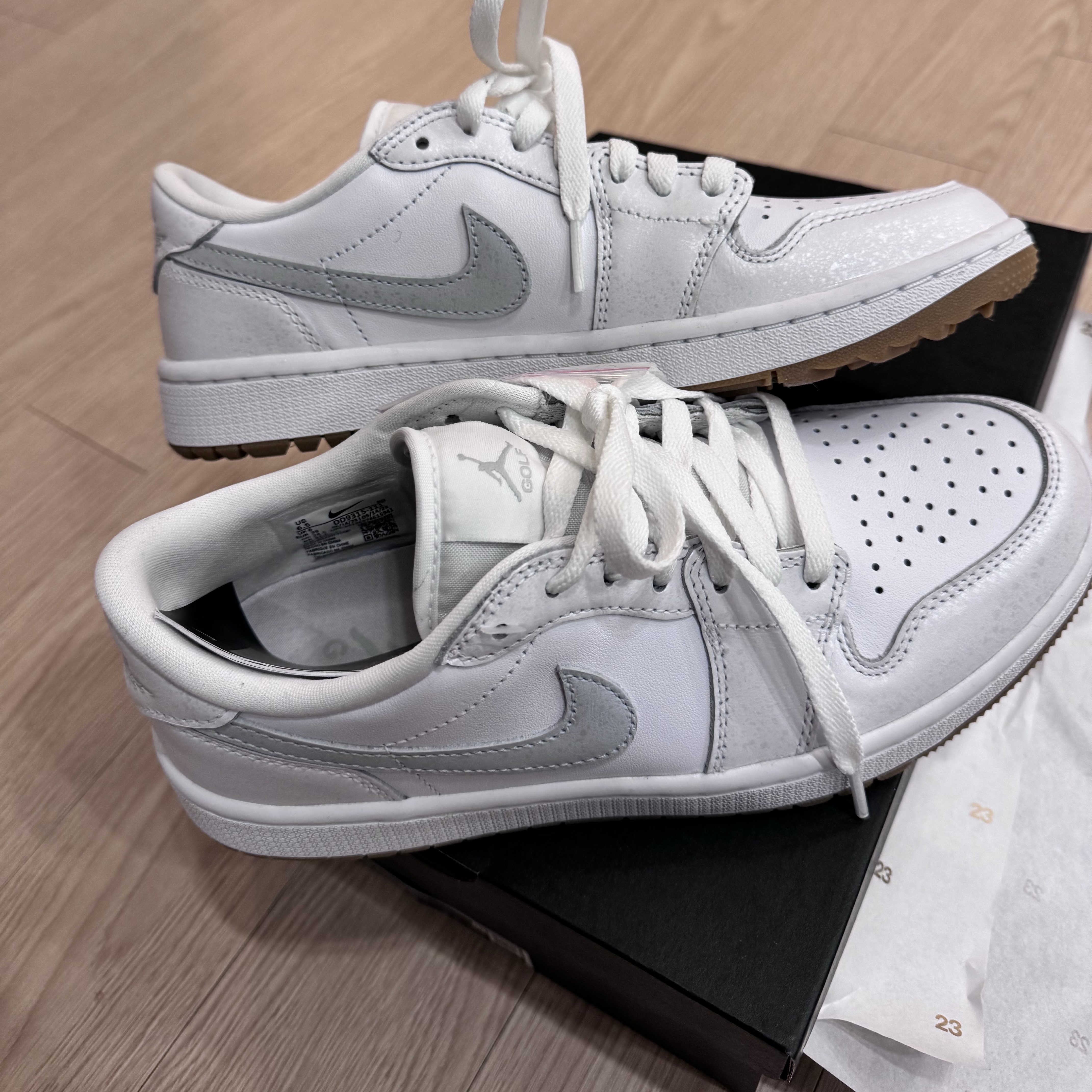Jordan 1 Low Golf Triple White 착용 스타일