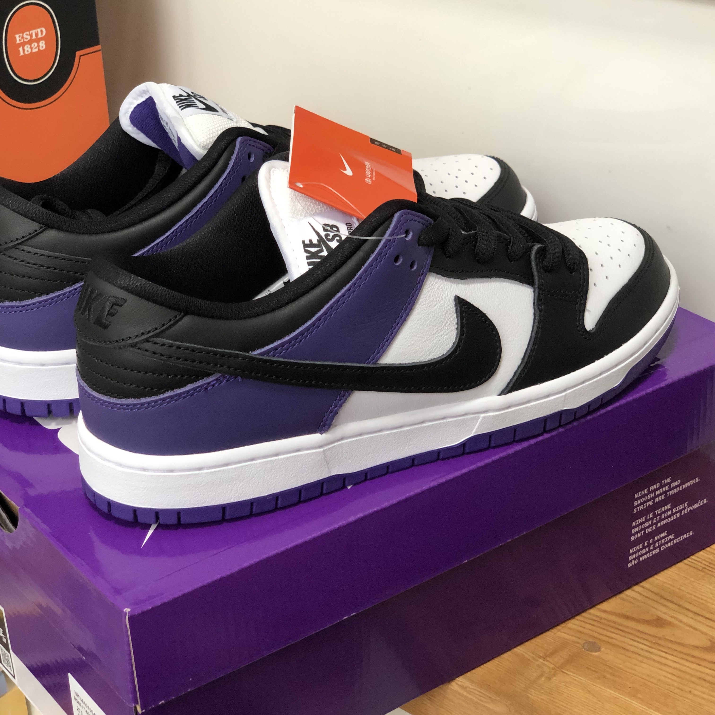 Nike SB Dunk Low Pro Court Purple 착용 스타일