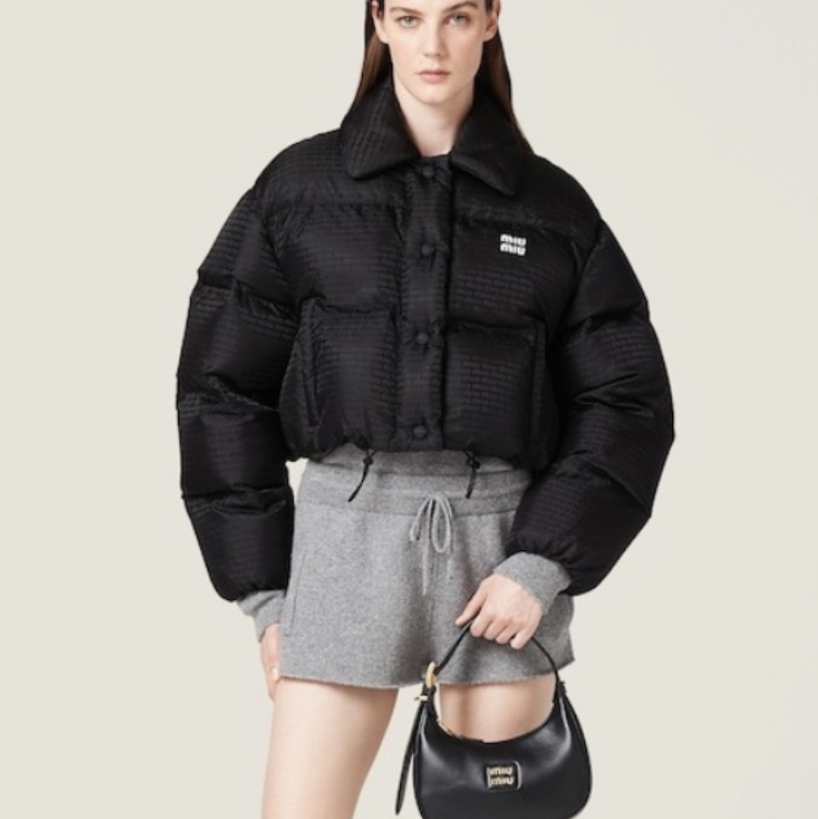 (W) Miu Miu Nylon Cropped Down Jacket Black 착용 스타일