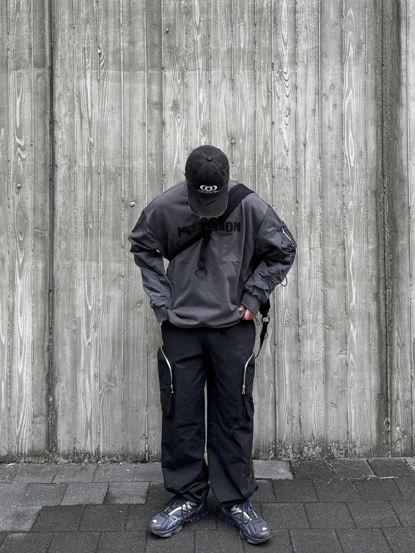 Asics x Kiko Kostadinov Gel-Quantum Zientzia Dark Grey, Civision by CSC Vison Destroyed Cap Washed Black 착용 스타일 - 3