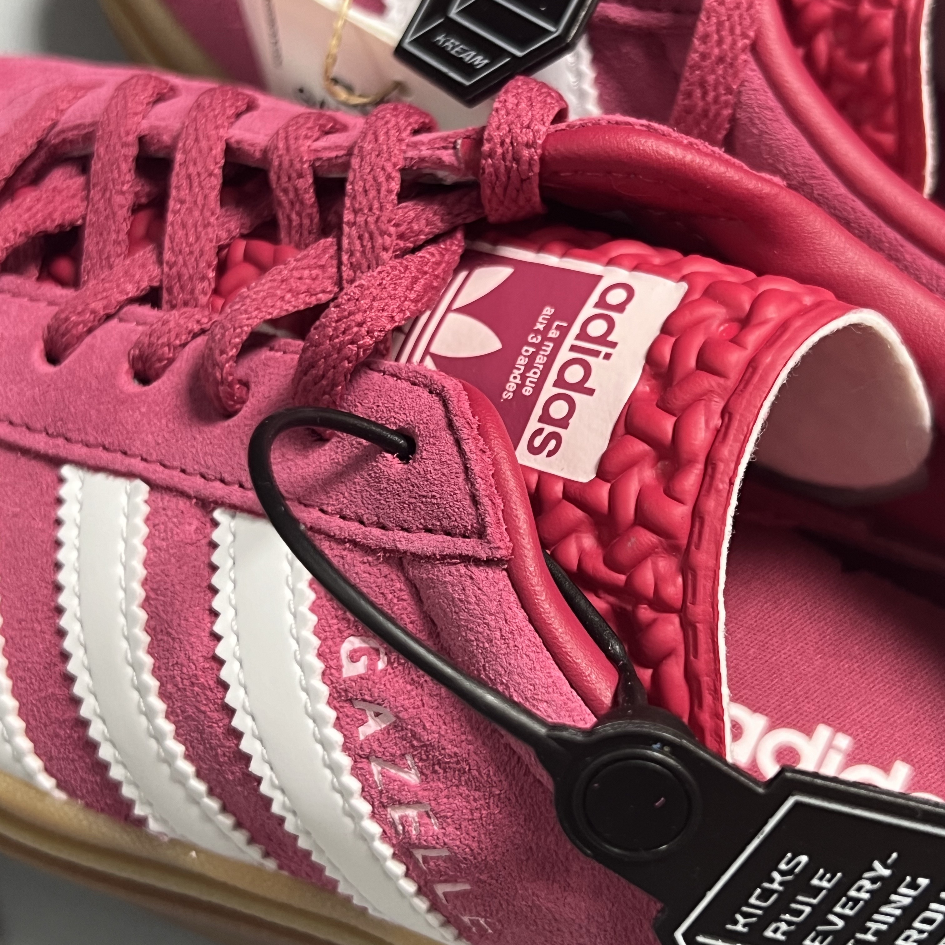 (W) Adidas Gazelle Bold Wild Pink Cloud White 착용 스타일