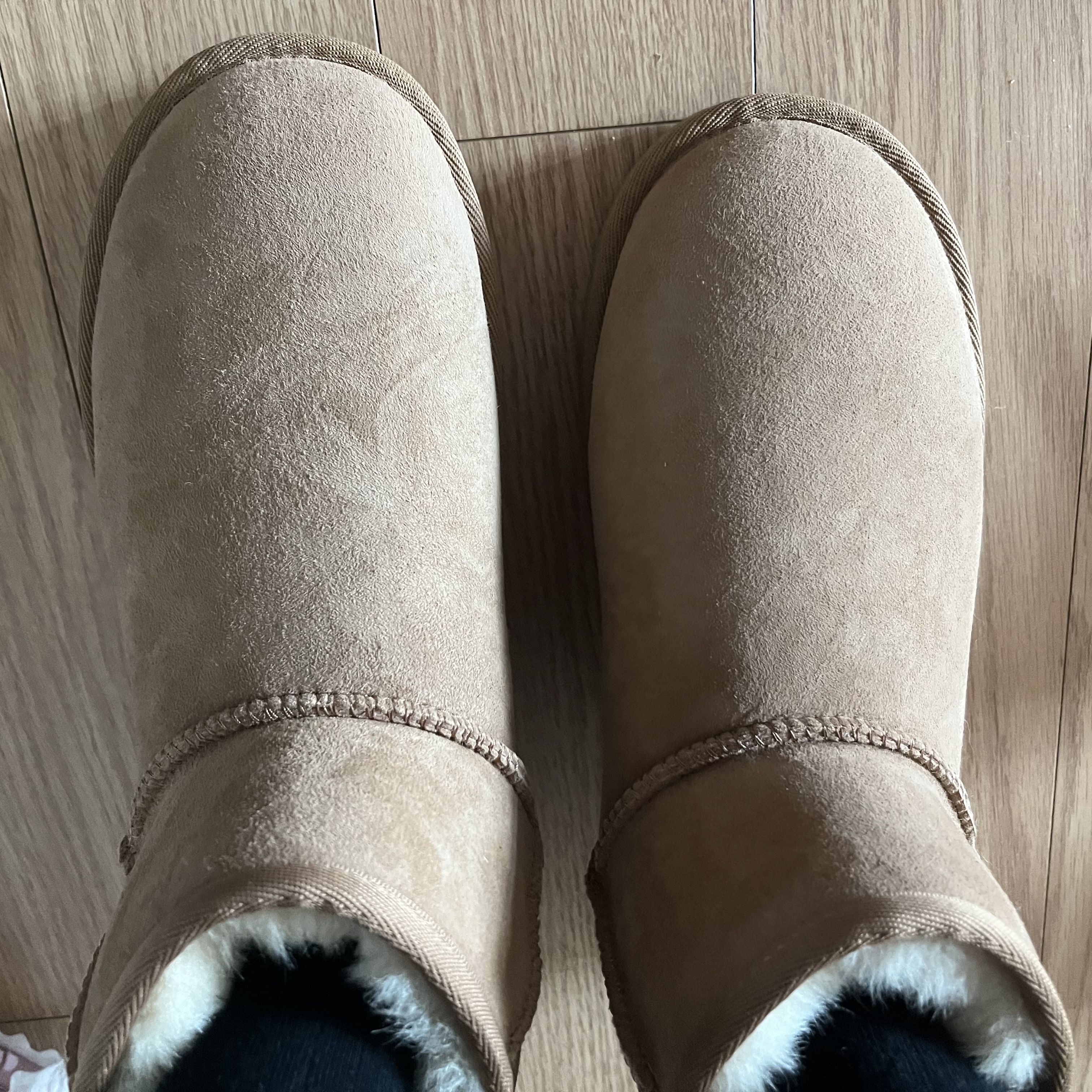 (W) UGG Classic Mini II Boots Chestnut 착용 스타일 - 1